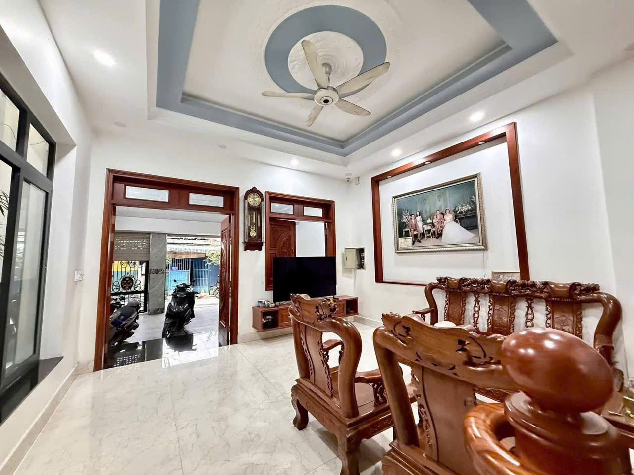 GIẢM GẦN 1 TỶ – NHÀ PHỐ 6M NGANG, CÓ THANG MÁY NGAY METRO Q12! 16010875