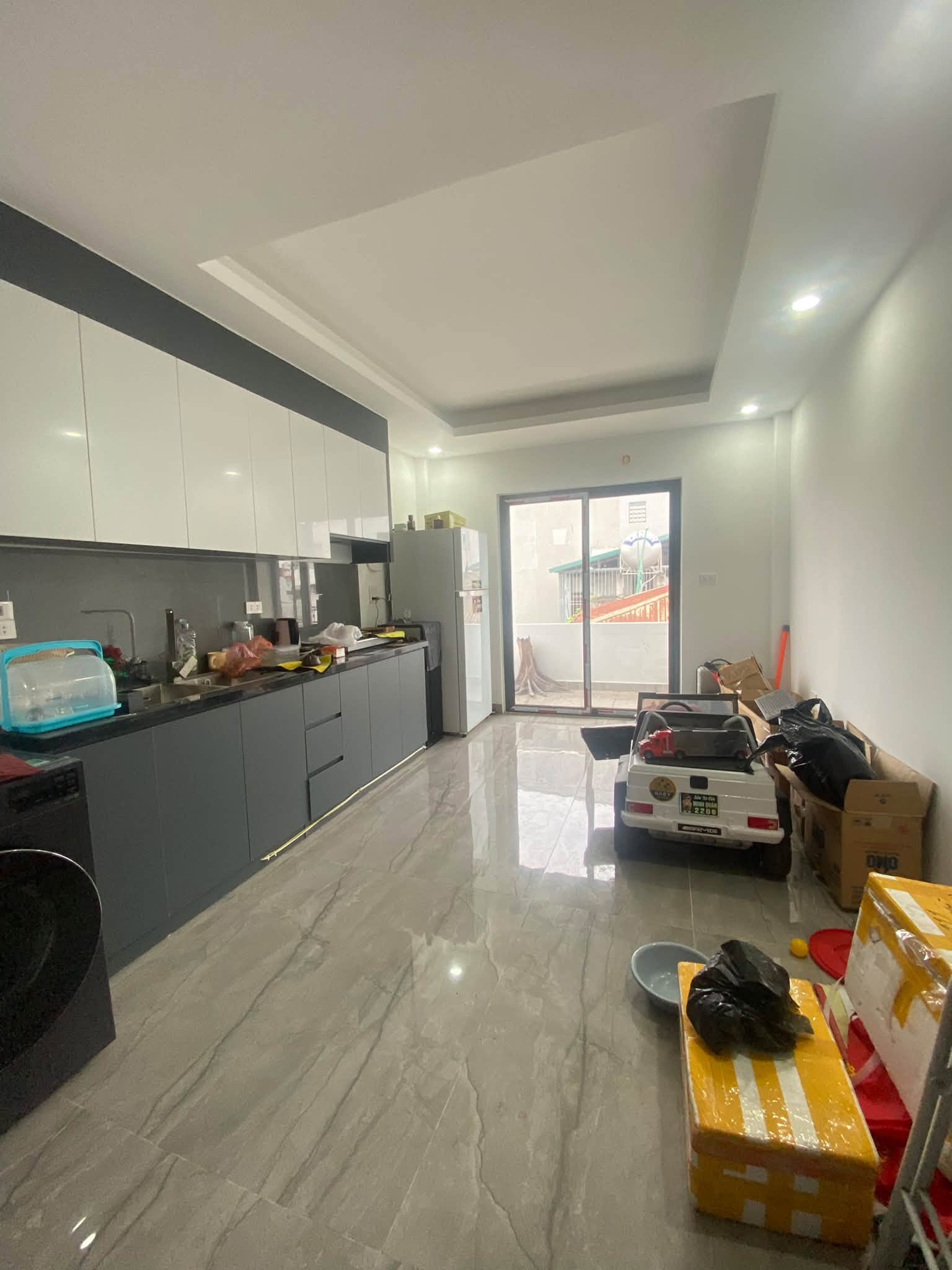 NHÀ ĐẸP, PHỐ ĐÔNG NGẠC, BẮC TỪ LIÊM-KD-Ô TÔ-TM: 32M X6T, MT 3,7M, GIÁ 8,6 TỶ
 16010884