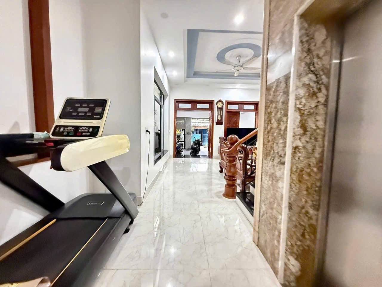 GIẢM GẦN 1 TỶ – NHÀ PHỐ 6M NGANG, CÓ THANG MÁY NGAY METRO Q12! 16010887