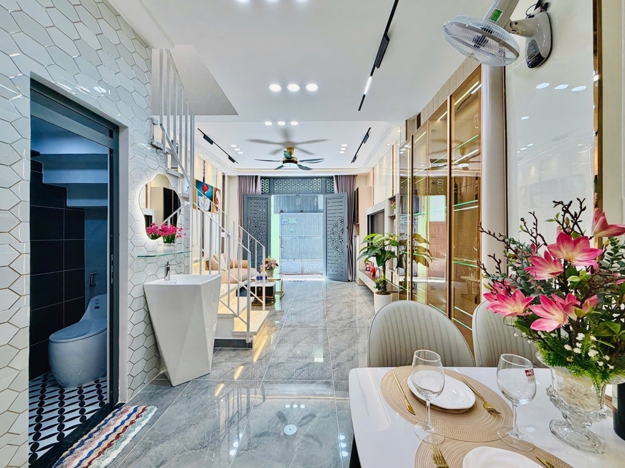 [T2987] NHÀ GIÁ RẺ MỚI FULL NỘI THẤT cạnh CHỢ THẠCH ĐÀ - GIÁ 5.x TỶ 16010906
