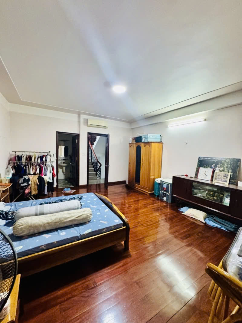 Bán nhà Mặt tiền Đường S1 - giao Tây Thạnh, nối Kênh 19/5, DT 5x20m, 4 Tầng - 5PN, 13,9 Tỷ. 16010933