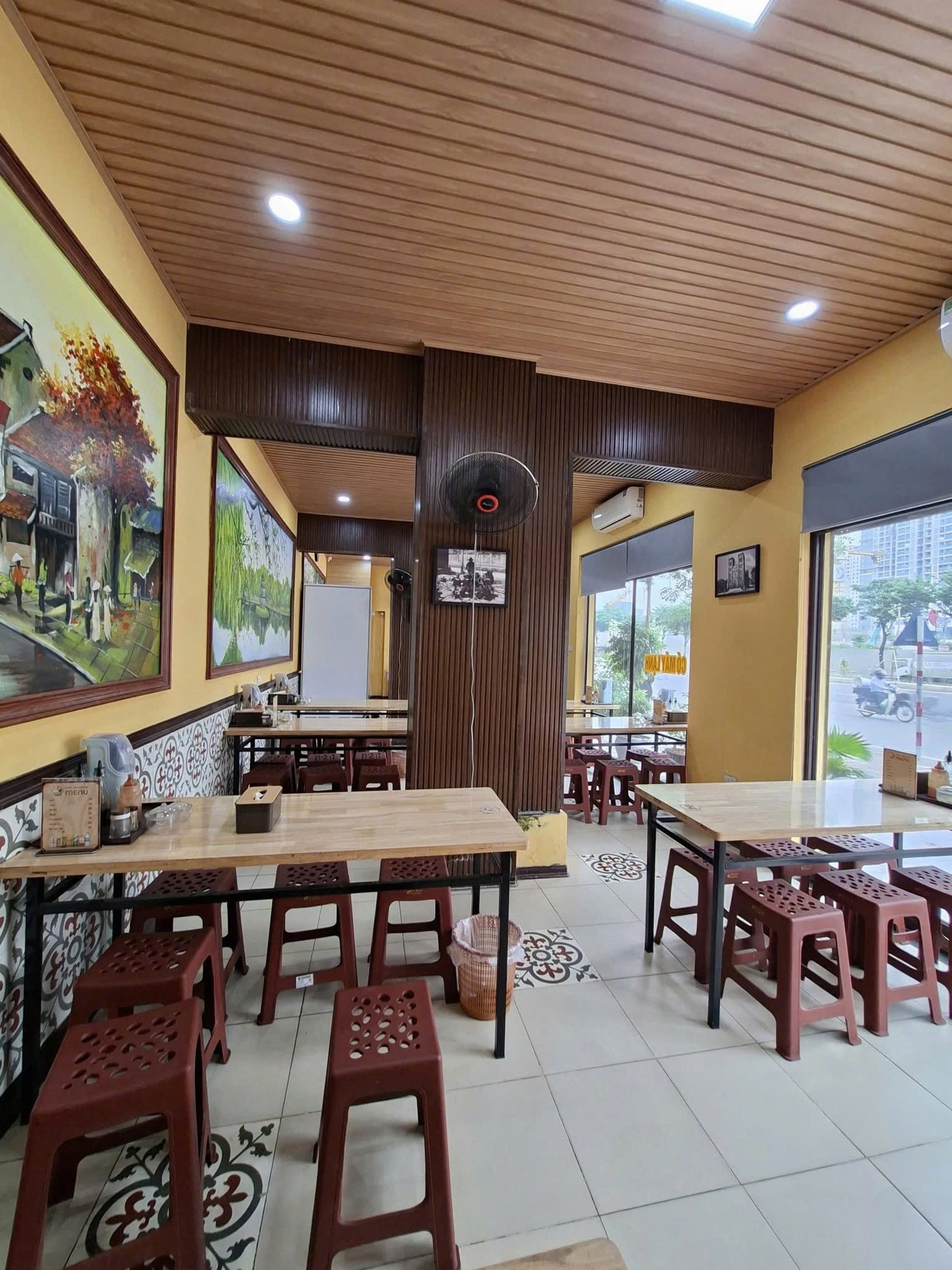 SANG NHƯỢNG CỬA HÀNG – 156 VÕ CHÍ CÔNG TÂY HỒ HÀ NỘI Vị trí đẹp, giao thông thuận tiện, khu dân cư 16010952