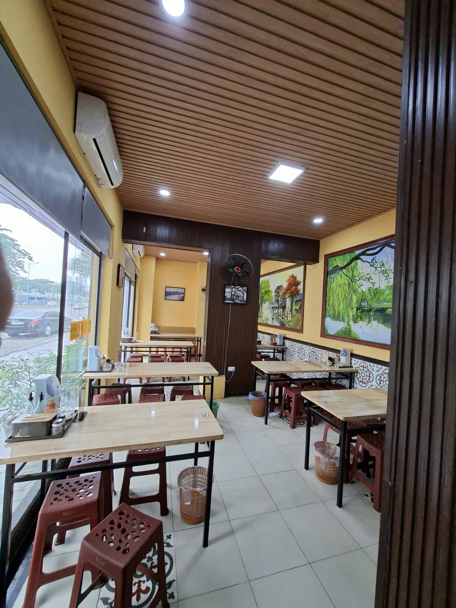 SANG NHƯỢNG CỬA HÀNG – 156 VÕ CHÍ CÔNG TÂY HỒ HÀ NỘI Vị trí đẹp, giao thông thuận tiện, khu dân cư 16010952