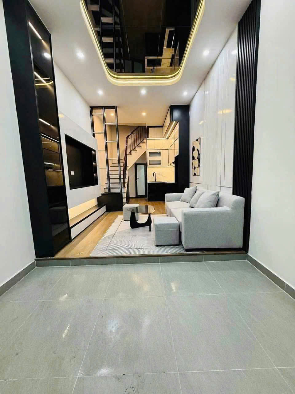 CHO THUÊ NHÀ NGUYÊN CĂN KIM MÃ – BA ĐÌNH  32M² × 5 TẦNG  3PN  18 TRIỆU/THÁNG 16010975