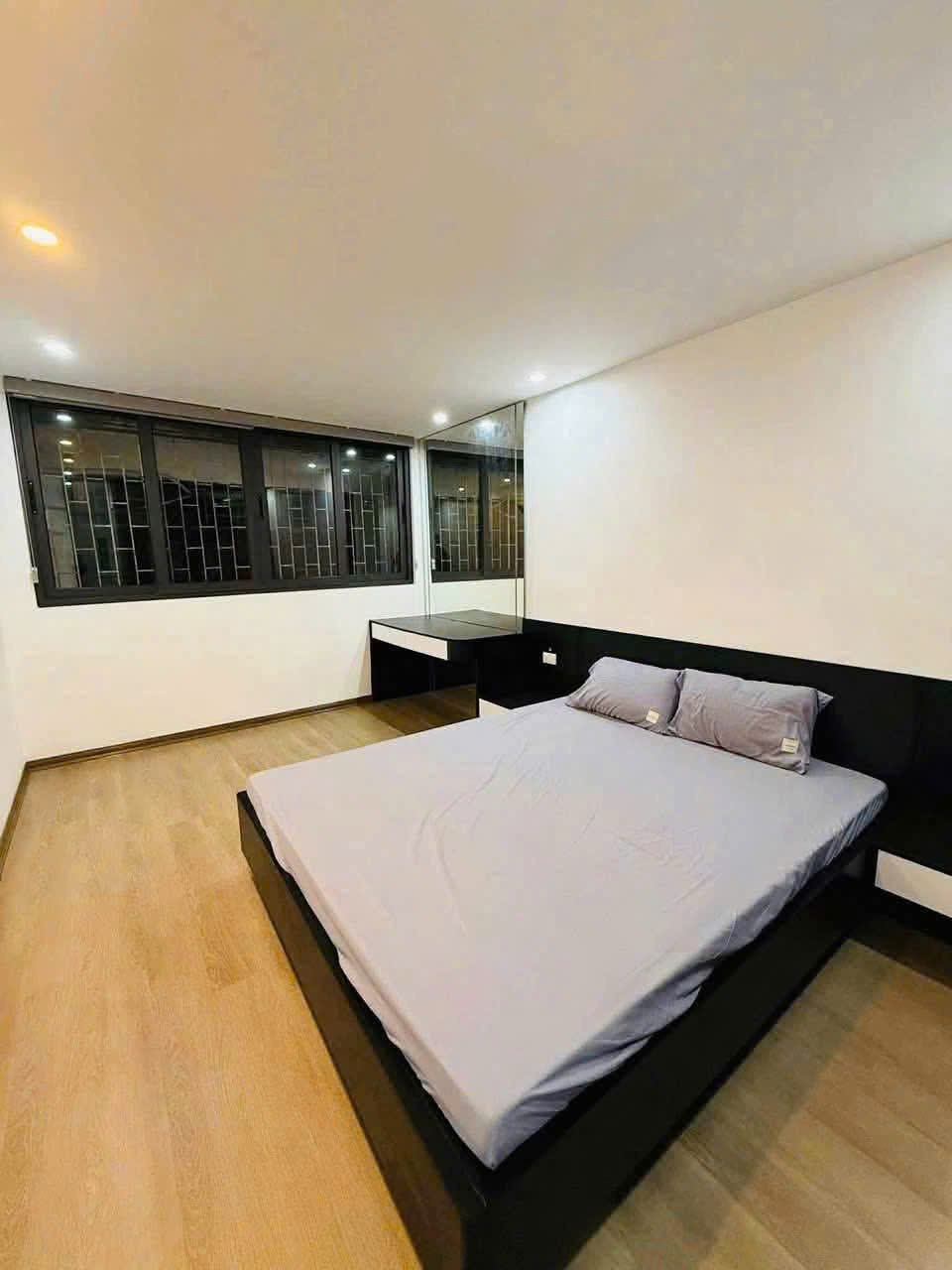 CHO THUÊ NHÀ NGUYÊN CĂN KIM MÃ – BA ĐÌNH  32M² × 5 TẦNG  3PN  18 TRIỆU/THÁNG 16010975