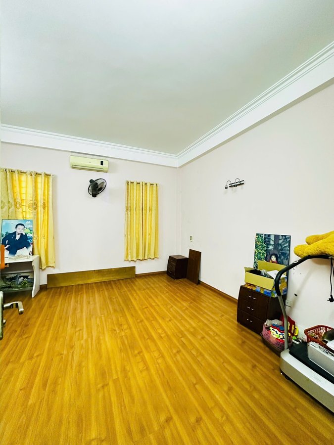 Bán Nhà Xuân La. Tây Hồ. Ô Tô. DT 82m2. MT 4.8m. 4 Tầng. Giá 24.8 Tỷ. 16011031