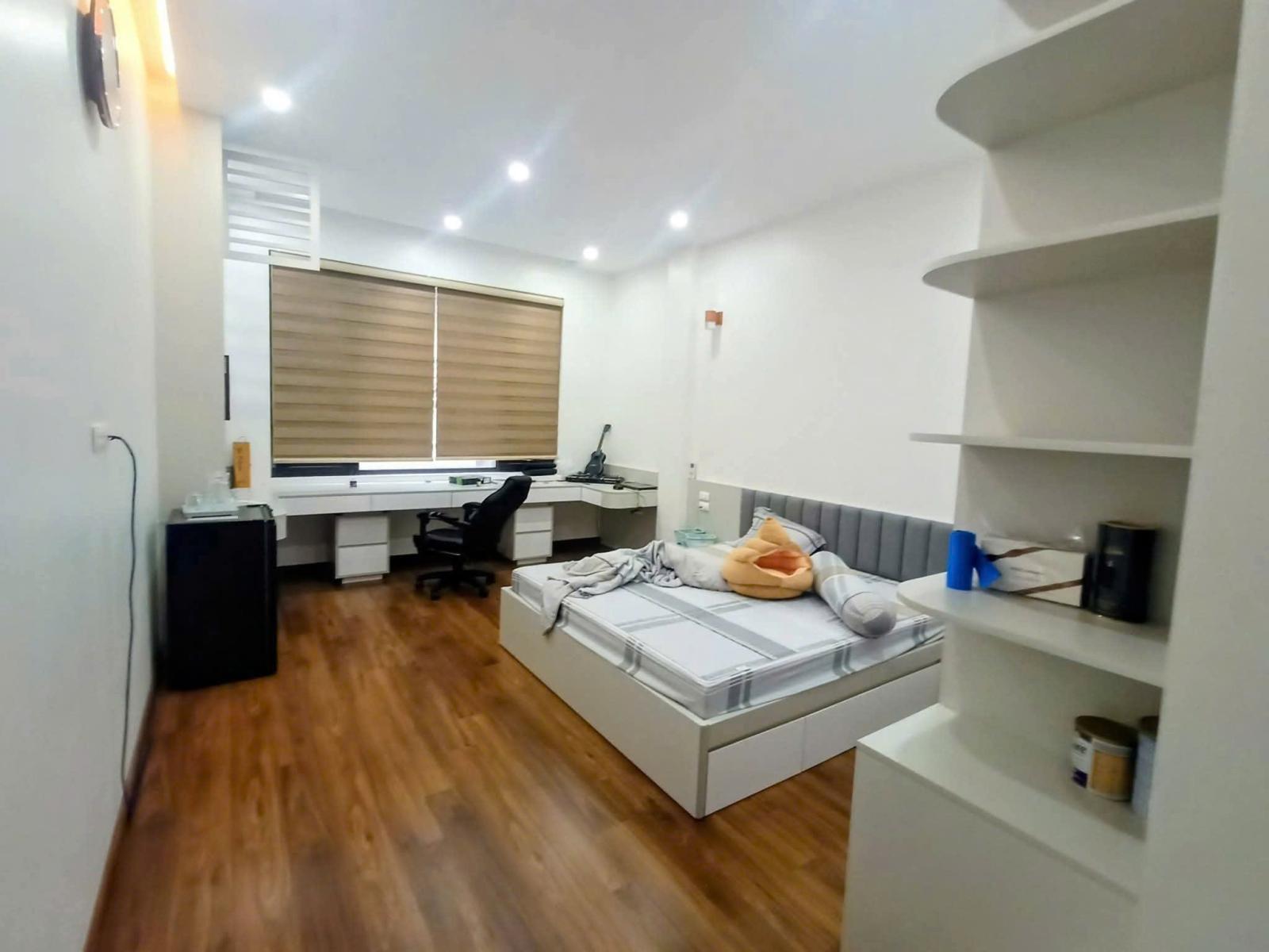 Phân lô Trần Quốc Hoàn 36m2*5T, MT3.6m ô tô tránh vỉa hè, mặt ngõ thông kinh doanh 12.5 tỷ 16011032