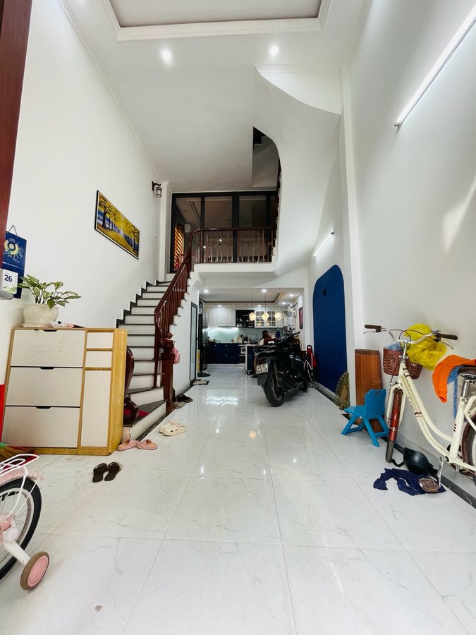 Bán Nhà Bằng Liệt. Hoàng Mai. Lô Góc. Ô Tô. DT 45m2. MT 4m. 5 Tầng. Giá 9.6 Tỷ. 16011040