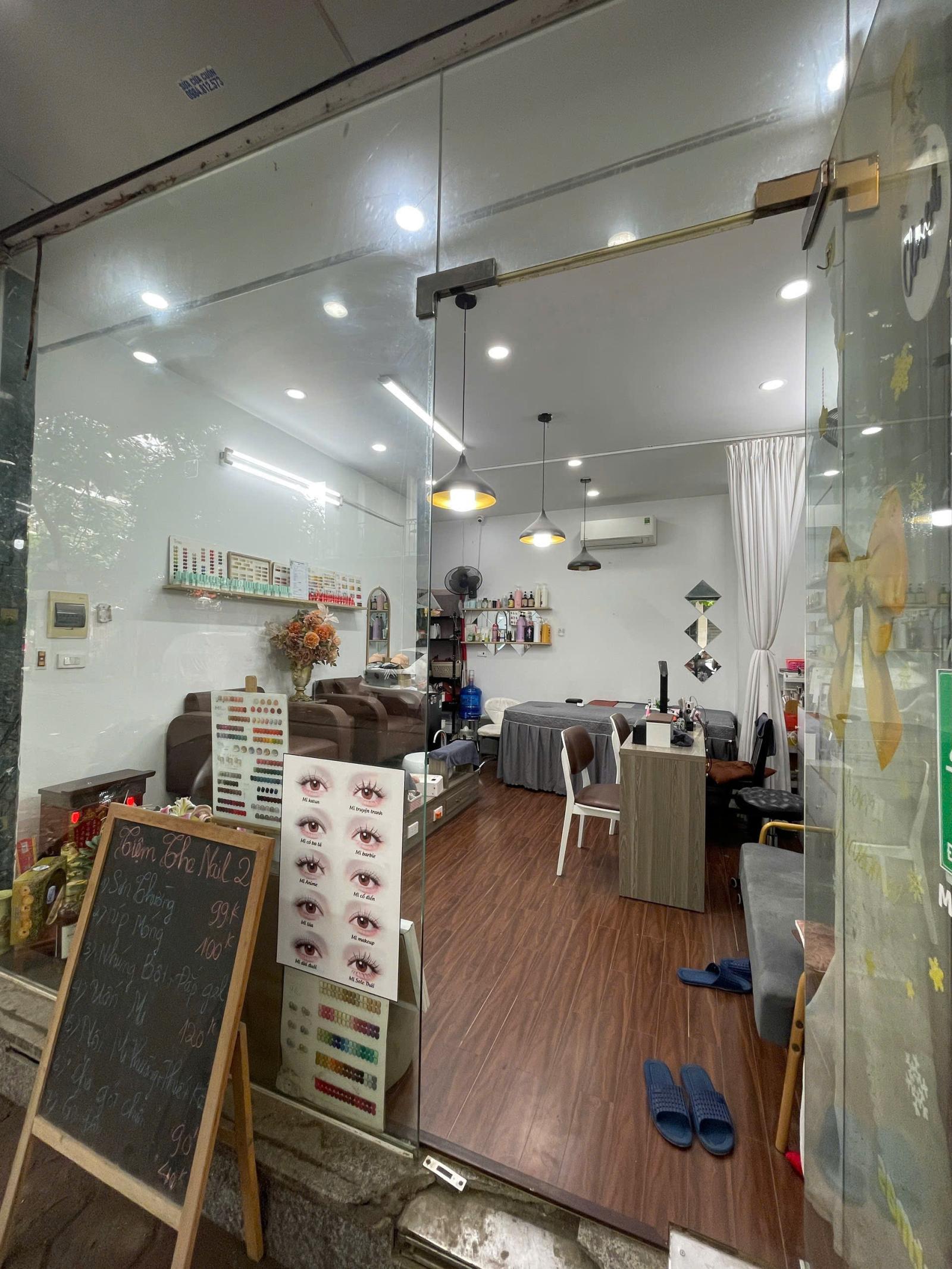 SANG NHƯỢNG QUÁN NAIL – MI – GỘI – VÀO LÀM NGAY Có sẵn khu Nail – Nối mi – Gội đầu, setup hoàn chỉnh 16011063
