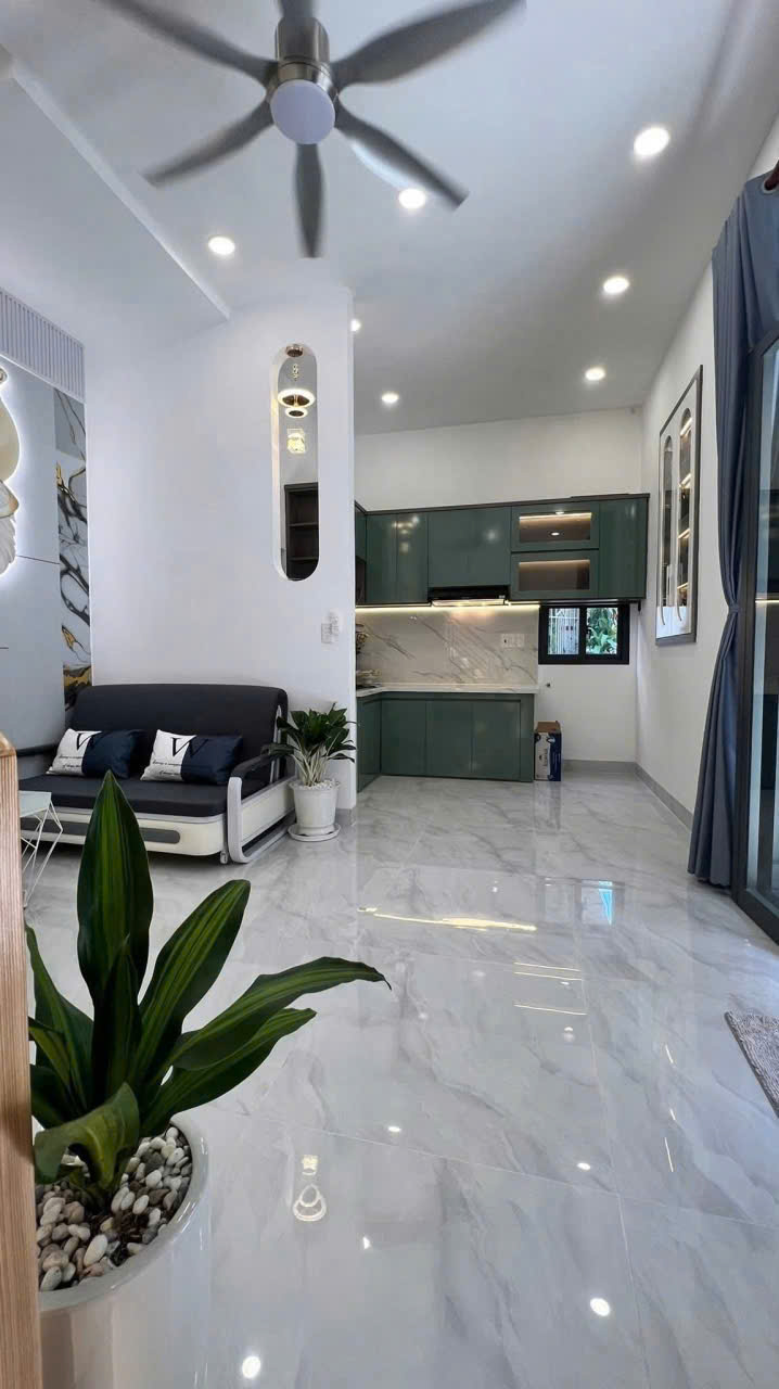 Nhà bán  Nguyễn Sỹ Sách p15  Tân Bình Hồ Chí Minh . Giá 6 tỷ  16011123