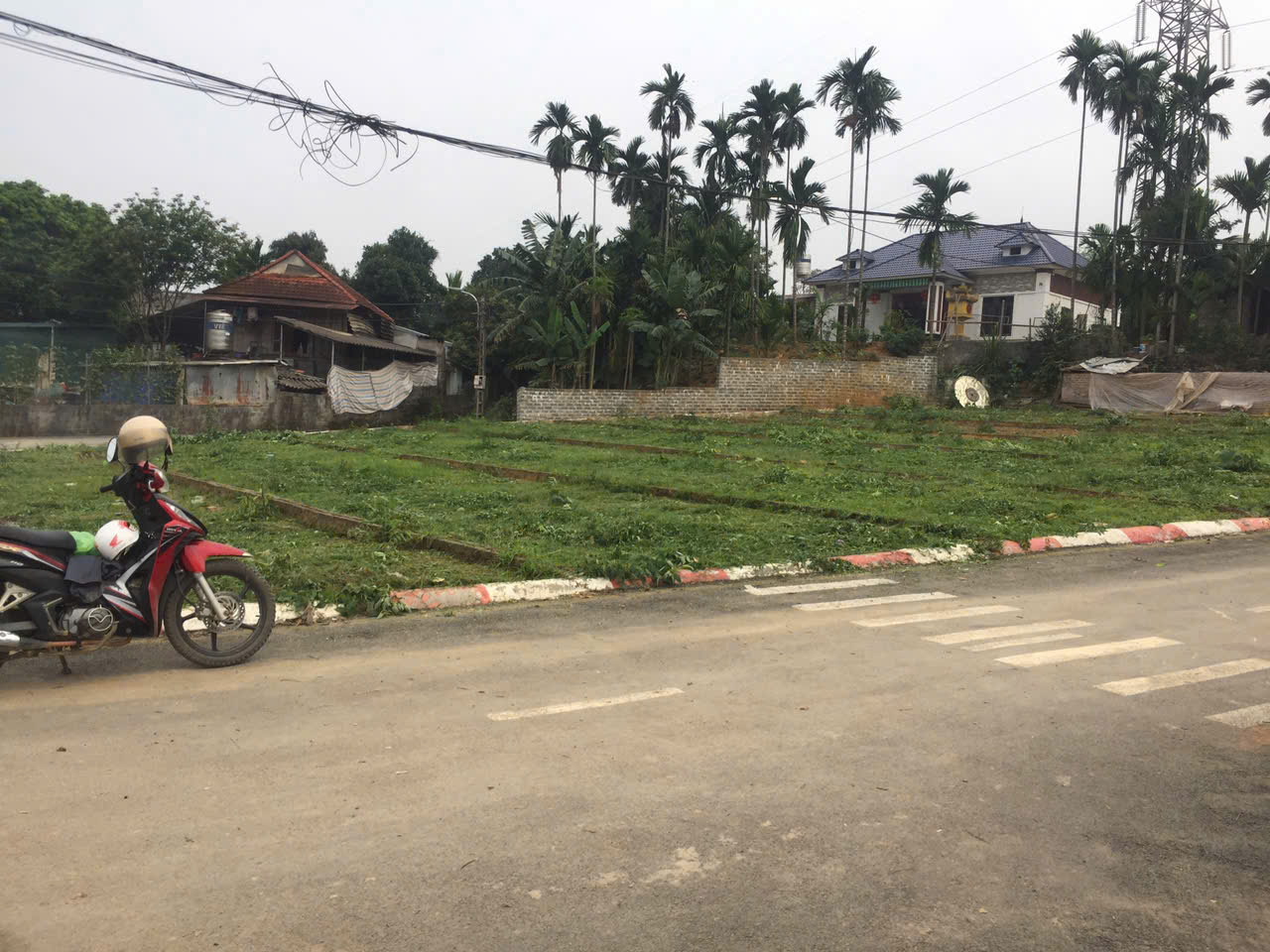 Bán đất đối diện trường Mầm Non Hợp Thành - TP Hòa Bình - 2 mặt tiền 110m2 5xx 16011213