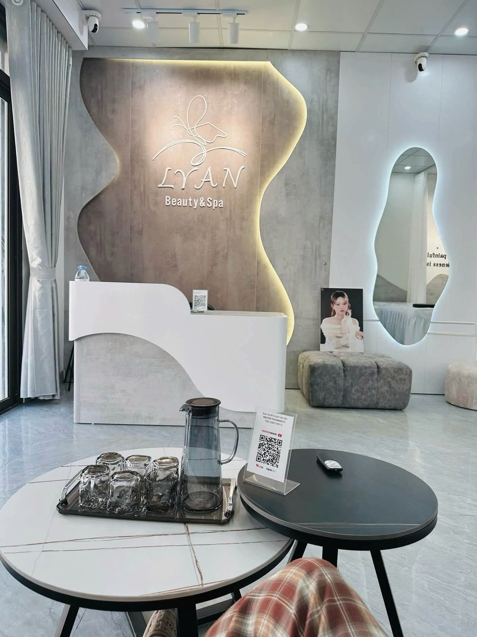 Vì lý do gia đình BẬN CON NHỎ  SANG NHƯỢNG SPA - MẶT TIỀN ĐẸP - VÀO LÀ KINH DOANH NGAY.Địa chỉ: Số 16011269