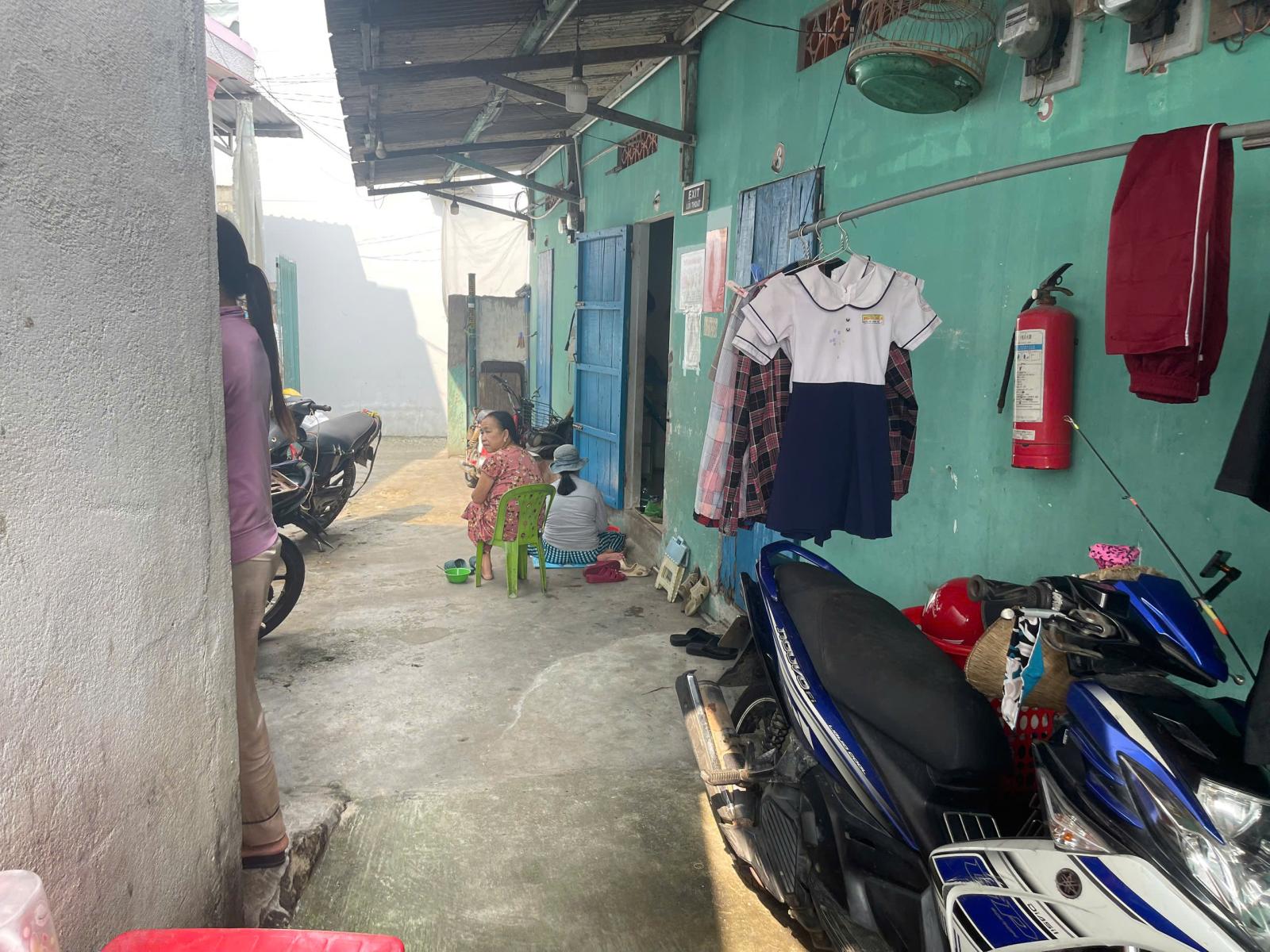 Bán dãy trọ 5 phòng hẻm Trương Vĩnh Ký, Phước Lộc,LaGi gần cảng 1.1 tỷ 16011274