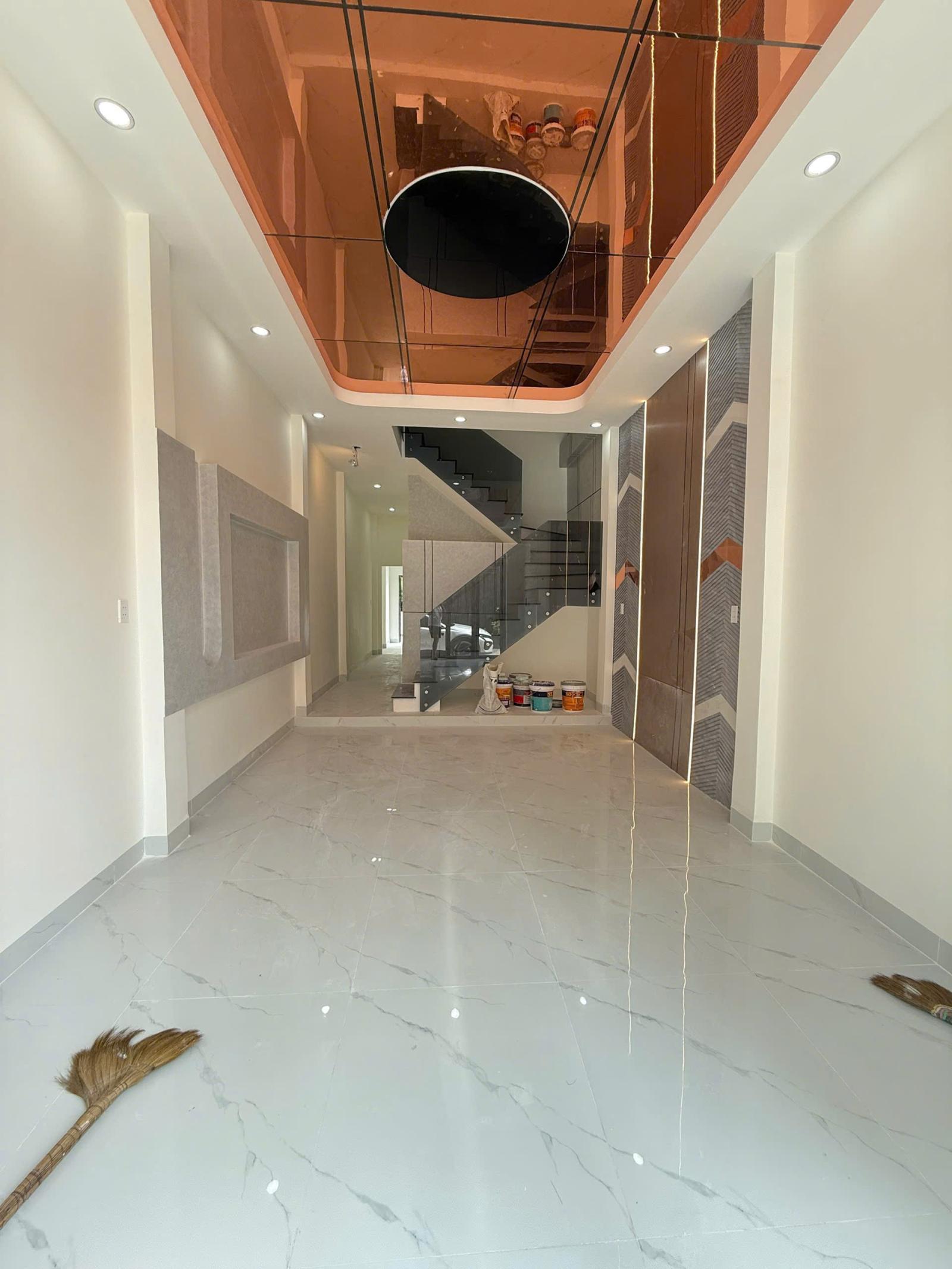 BÁN NHÀ SHR THỔ CƯ 81M2 ĐƯỜNG OTO P. BỬU HÒA – GẦN CHỢ ĐỒN 16011281