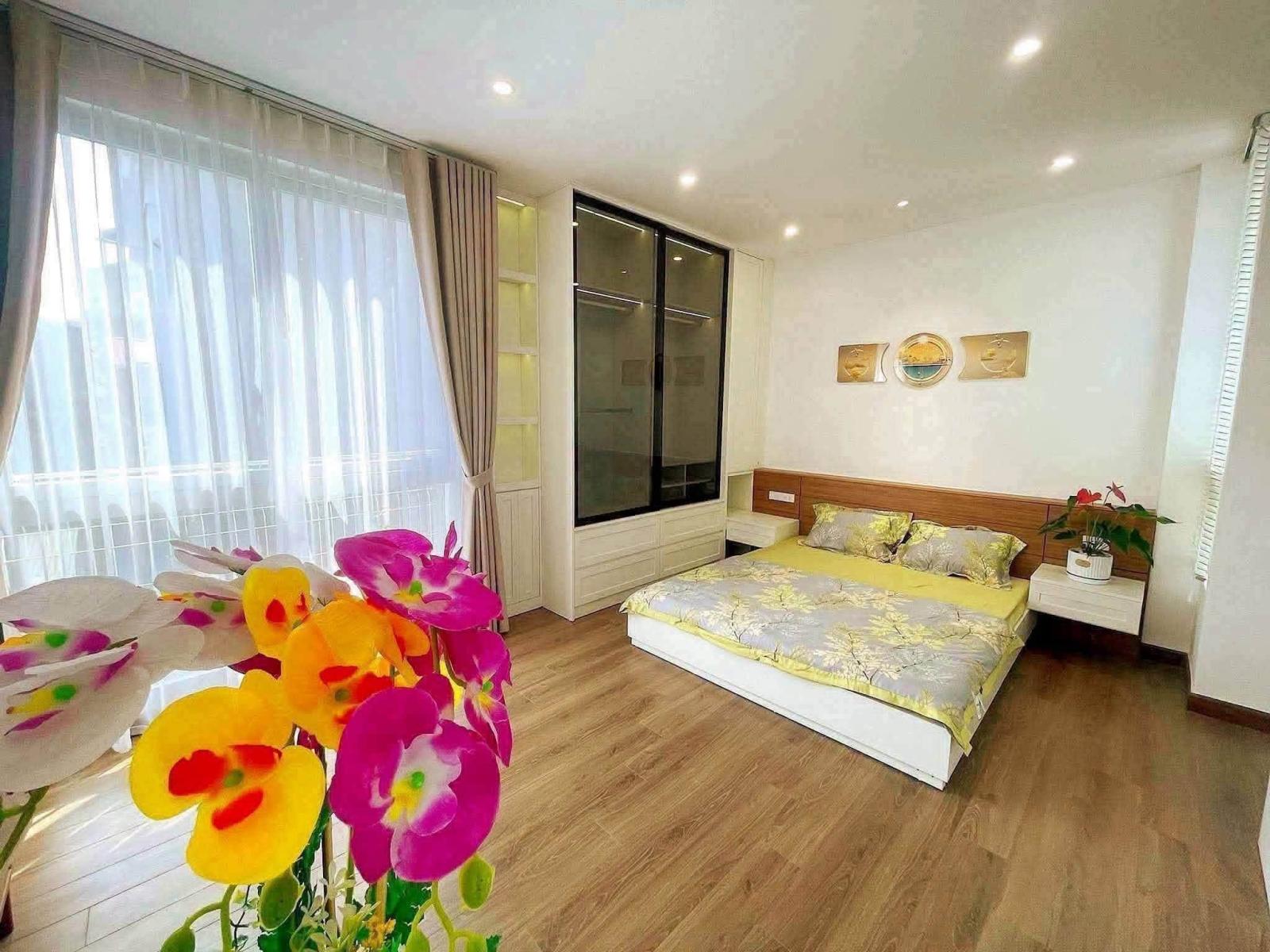 NHÀ LÔ GÓC LÁNG HẠ – 34,1M² – MT 5,2M – 6 TẦNG – THANG MÁY – 3 THOÁNG – FULL NỘI THẤT – GẦN PHỐ 16011372