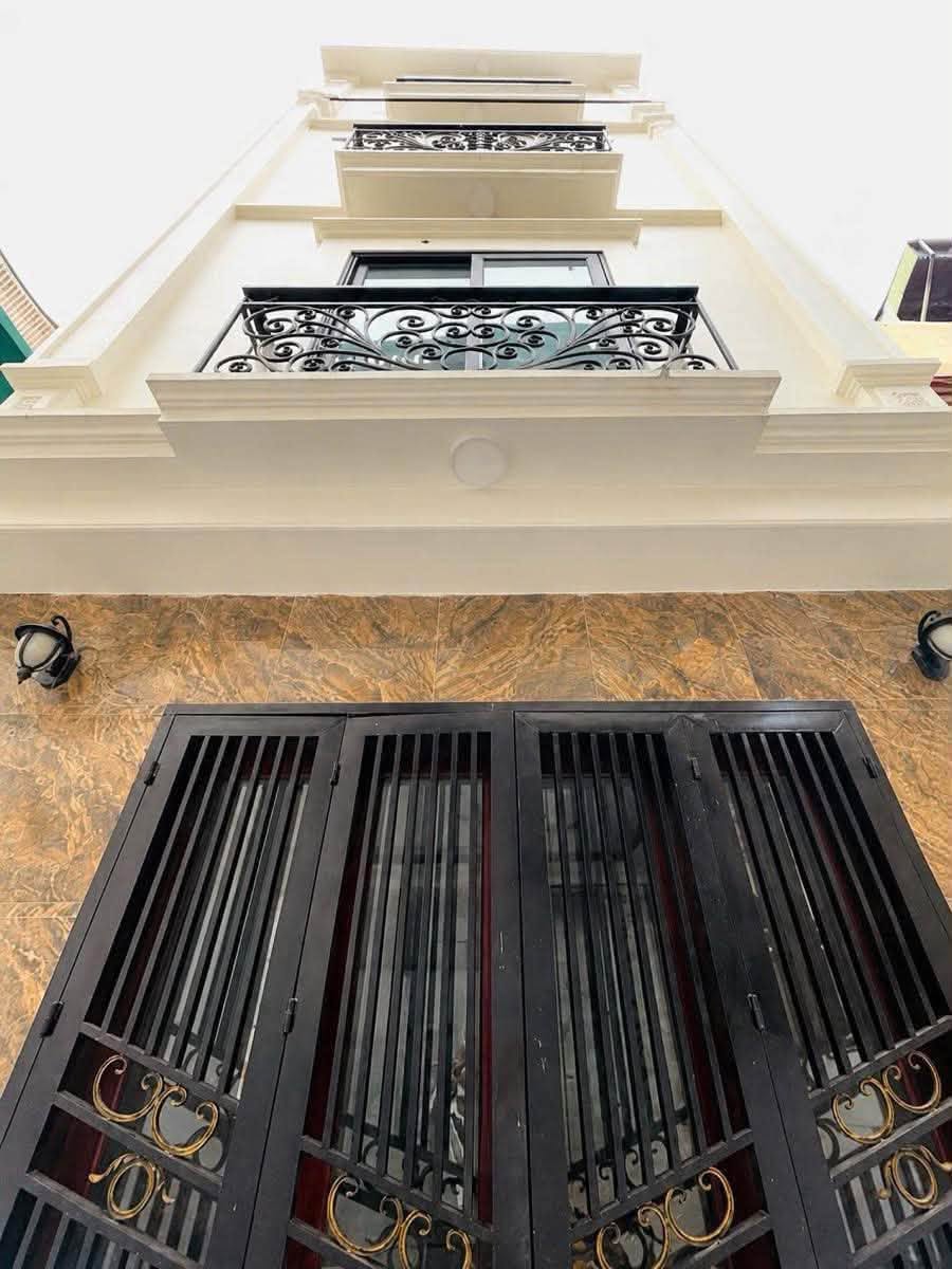 NHÀ LÔ GÓC LÁNG HẠ – 35M² – MT 5M – 5 TẦNG – 2 MẶT THOÁNG – NHÀ MỚI – FULL NỘI THẤT 16011374