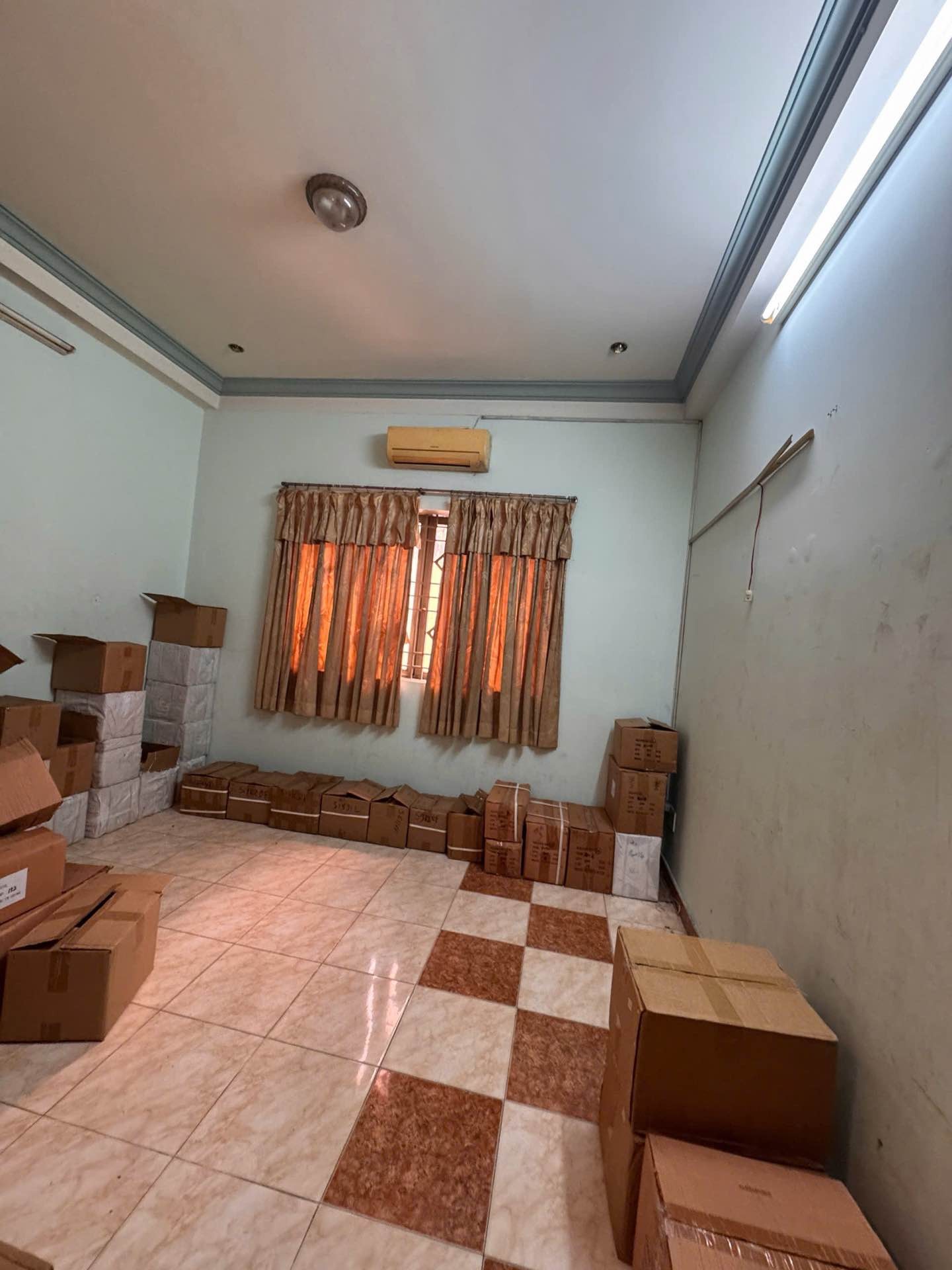 Mặt tiền Tạ Quang Bửu 4x16 chỉ 8 tỷ nhỉnh - 0931172218 16011432