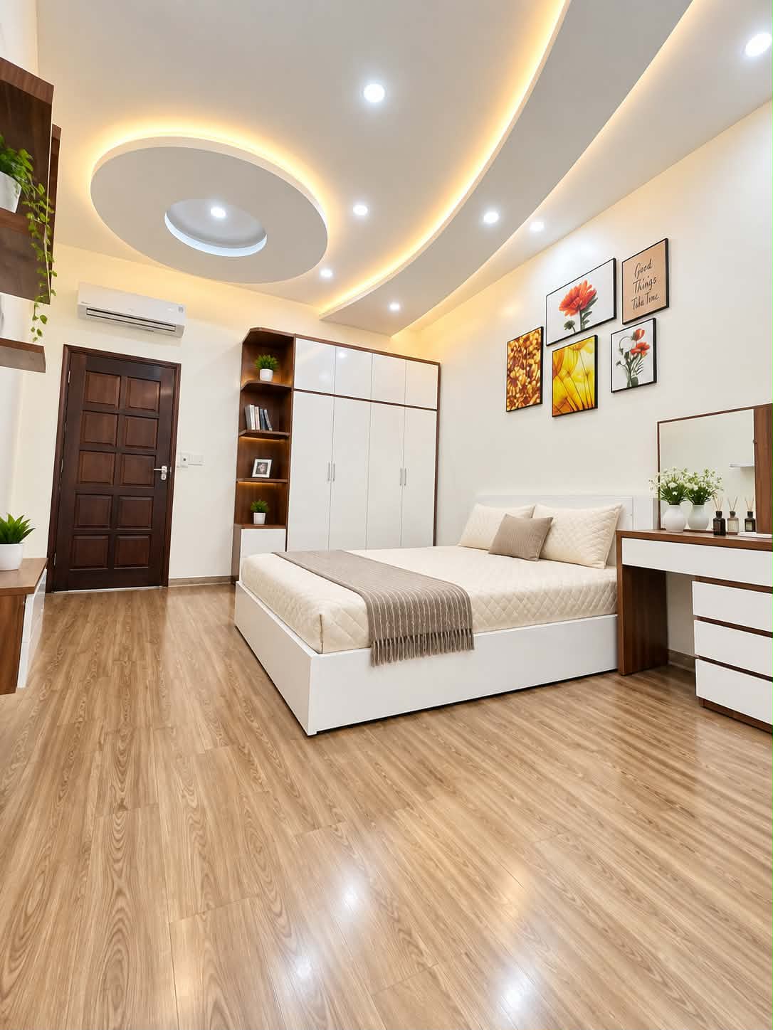 BÁN GẤP NHÀ ĐỘI CẤN TT BA ĐÌNH ĐẸP LONG LANH FULL NỘI THẤT 40M X 4 TẦNG MT 5M NHỈNH 10 TỶ 16011483
