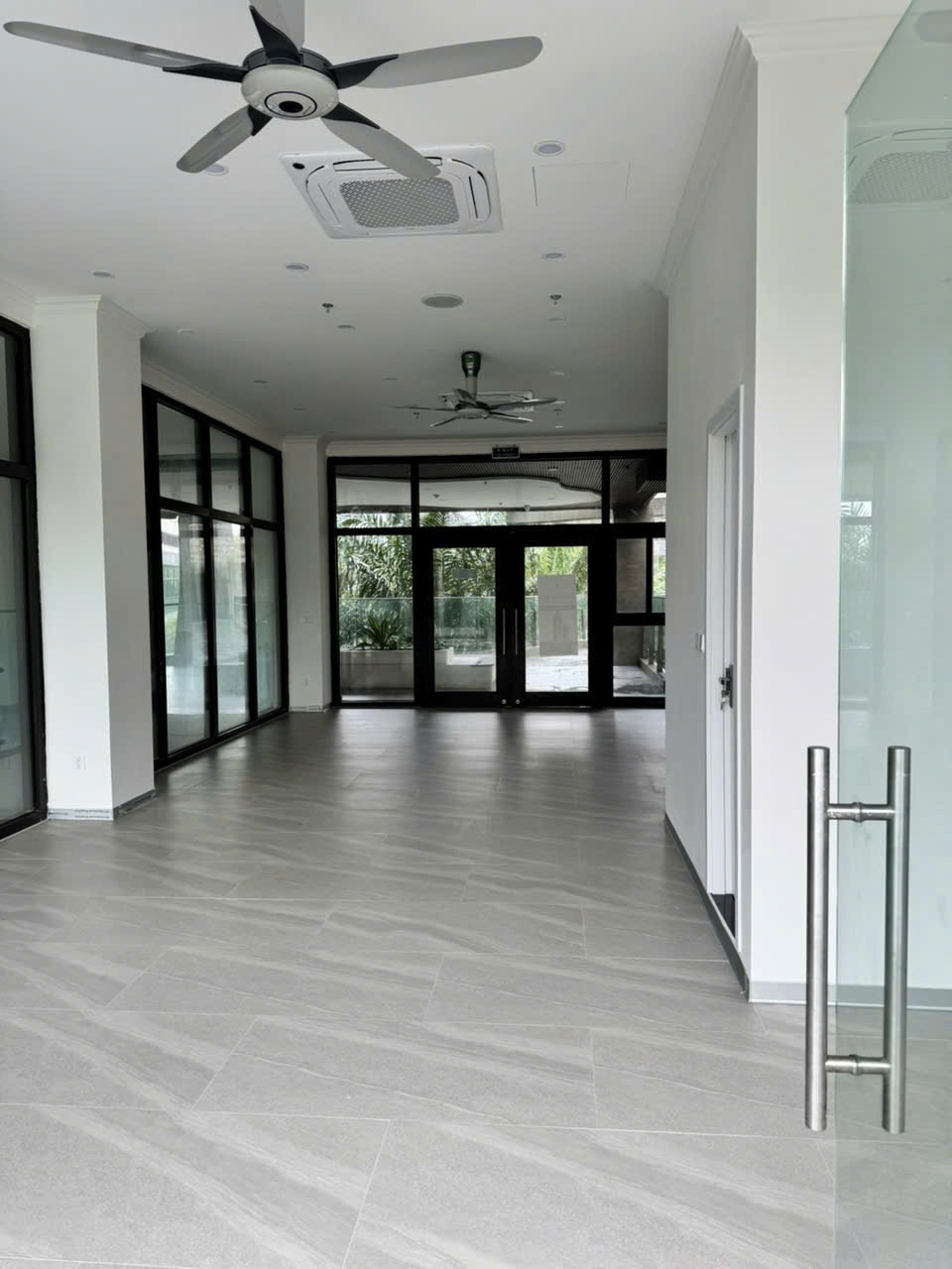 CHO THUÊ TẦNG 2 – NGAY MẶT TIỀN TÒA HAVEN PARK, VĂN GIANG, HƯNG YÊN 16011492