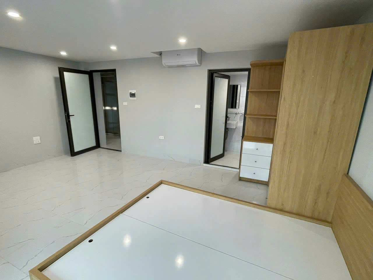 TẶNG 1 TRIỆU TIỀN CỌC NHÀ - NHƯỢNG PHÒNG  FULL NỘI THẤT TẠI HOÀNG NGÂN, TRUNG HÒA, HÀ NỘI 16011504