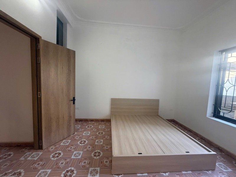 Bán nhà TĐC Thanh Am,Long Biên 3 tầng,74m,mt4.5m oto đỗ cửa nhỉnh 11 tỷ  16011519