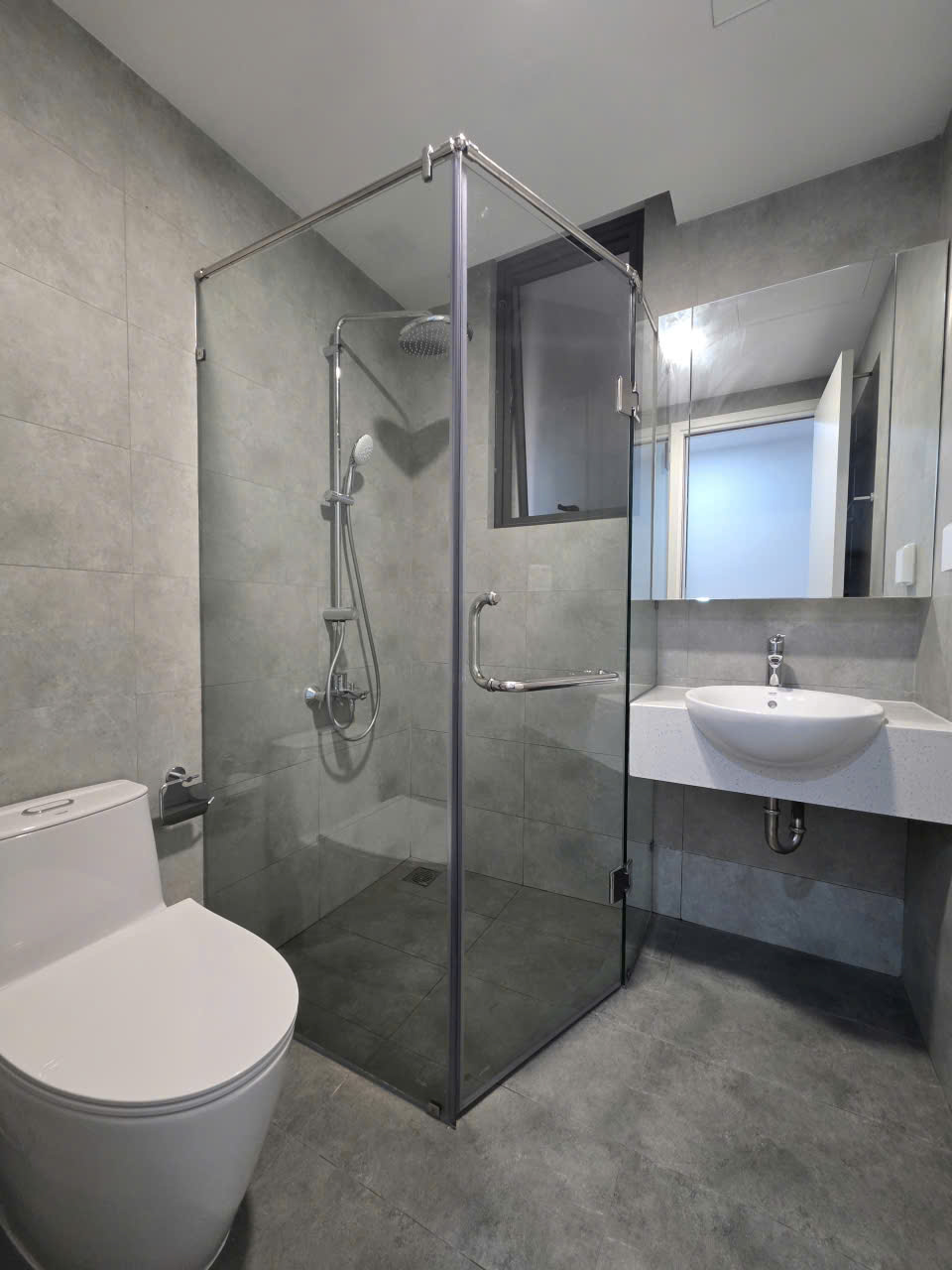 Cho thuê căn hộ 2PN-2WC full nội thất gần Đảo Kim Cương-18,5 tr/th 16011520