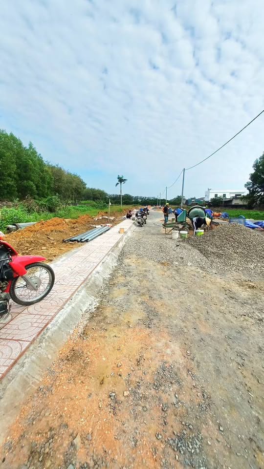 Tại khu Long Chiến, phường Tân Triều, hiện có lô đất diện tích 125m² cần chuyển nhượng 16011554