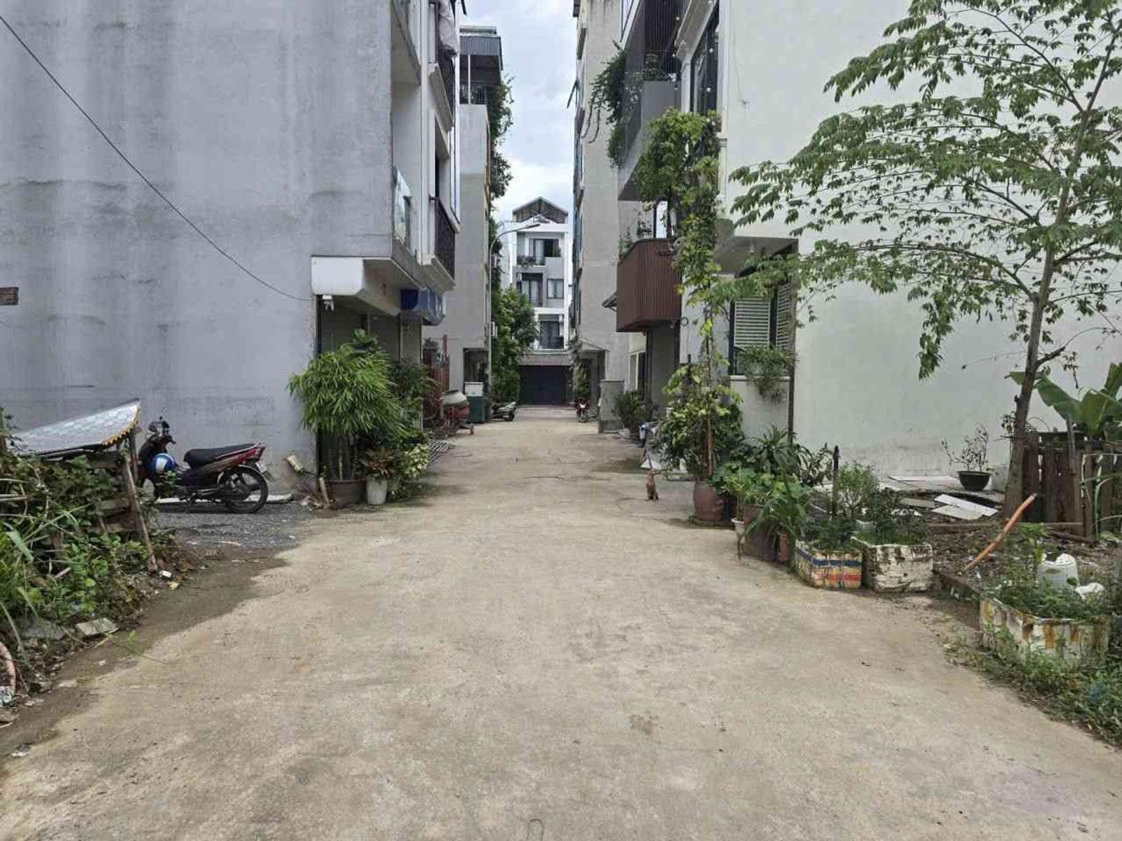 BÁN LÔ ĐẤT NGỌC THỤY – 30M² – ĐƯỜNG 7M – HAI THOÁNG – 9,6 TỶ 16011584