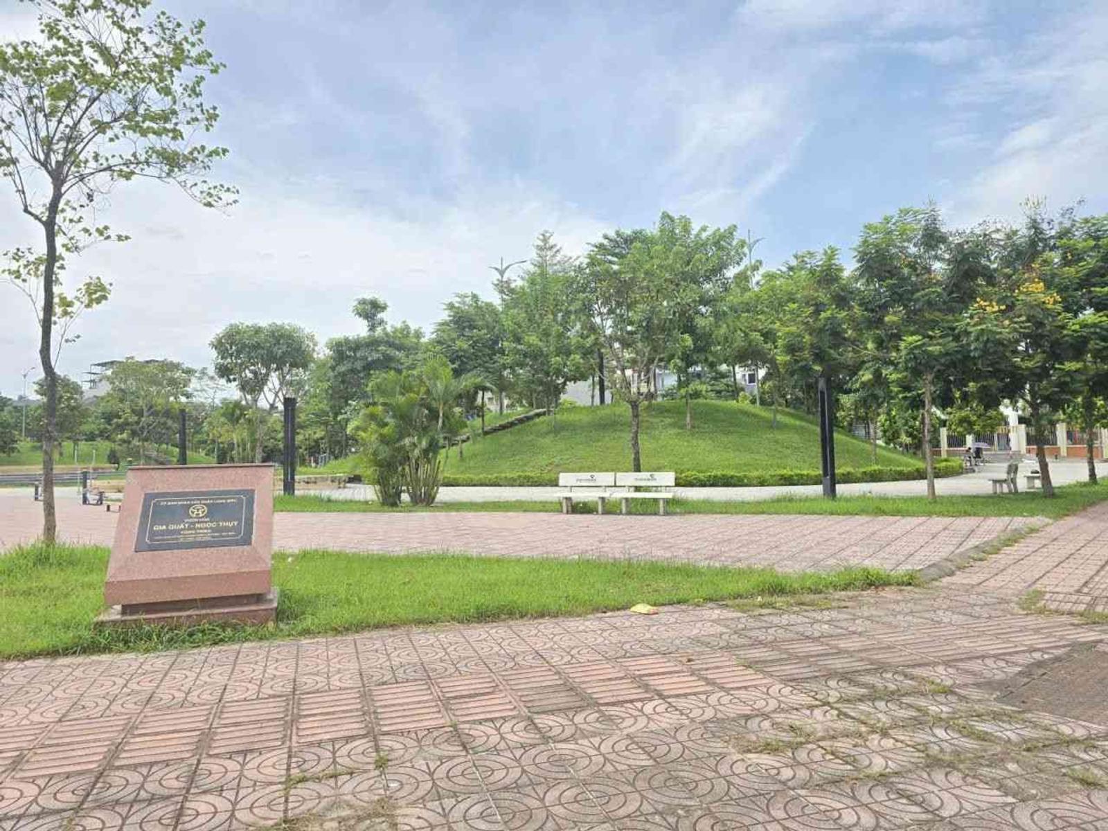BÁN LÔ ĐẤT NGỌC THỤY – 30M² – ĐƯỜNG 7M – HAI THOÁNG – 9,6 TỶ 16011584
