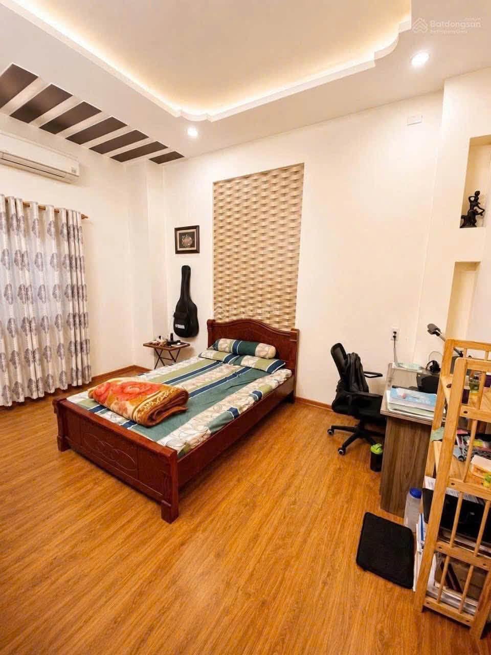 🔴💥Bán nhà 3 tầng 3 mê đúc đường Nguyễn Khang, trung tâm Thanh Khê. 16011603