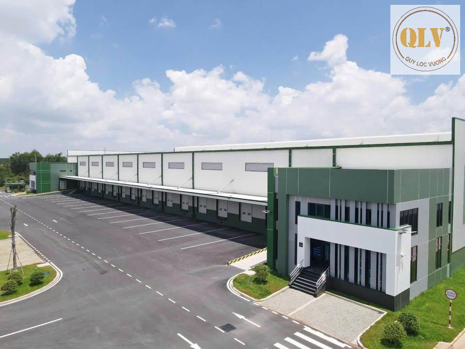 Cho thuê cụm nhà xưởng quy mô lớn KCN Bình Dương 107.643m² 16011654
