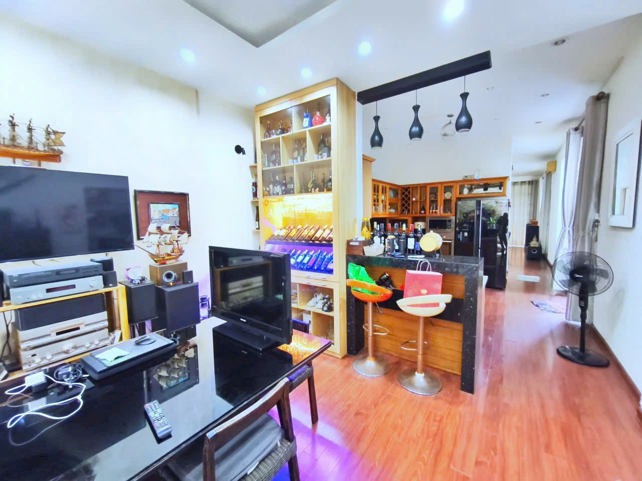 CHÍNH CHỦ BÁN BIỆT THỰ MINI DT 230m2 * Giá bán: 11,8 tỷ * SĐT : 0966805807 16011667