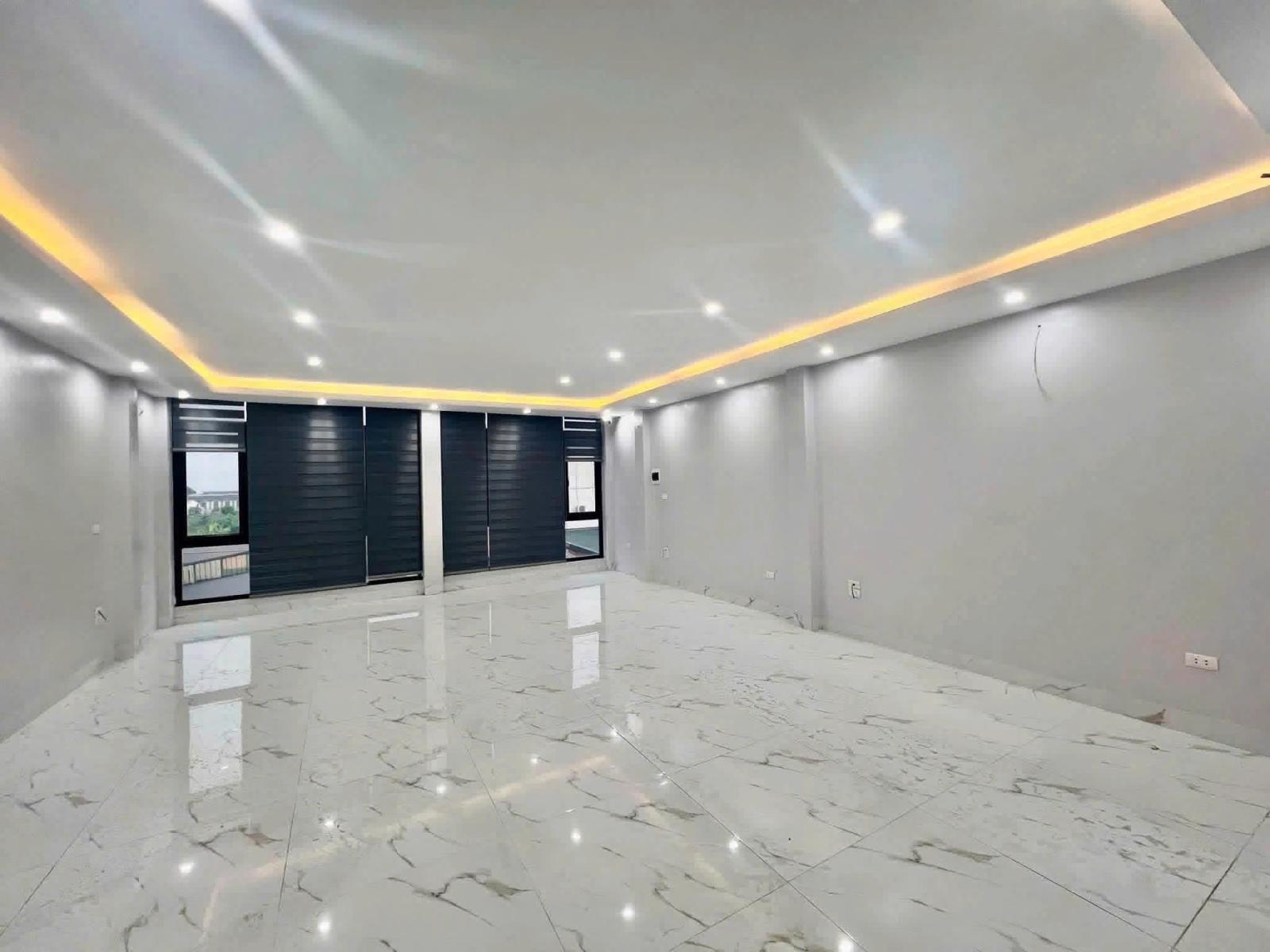 CHO THUÊ TÒA NHÀ 5 TẦNG KINH DOANH TỐT TẠI AN KHÁNH, HOÀI ĐỨC, HÀ NỘI 16011686