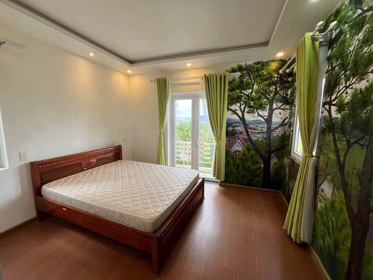 Cho thuê và sang nhượng villa Nam Hồ giá 18 triệu  phường 11 Đà Lạt Lâm Đồng 16011709