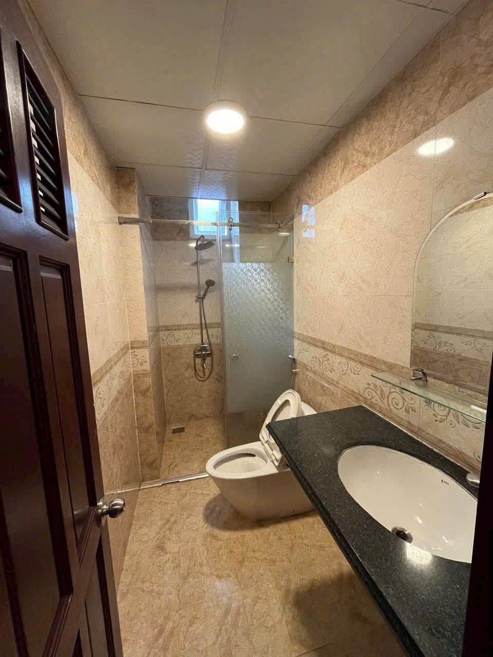 Cho thuê và sang nhượng villa Nam Hồ giá 18 triệu  phường 11 Đà Lạt Lâm Đồng 16011709