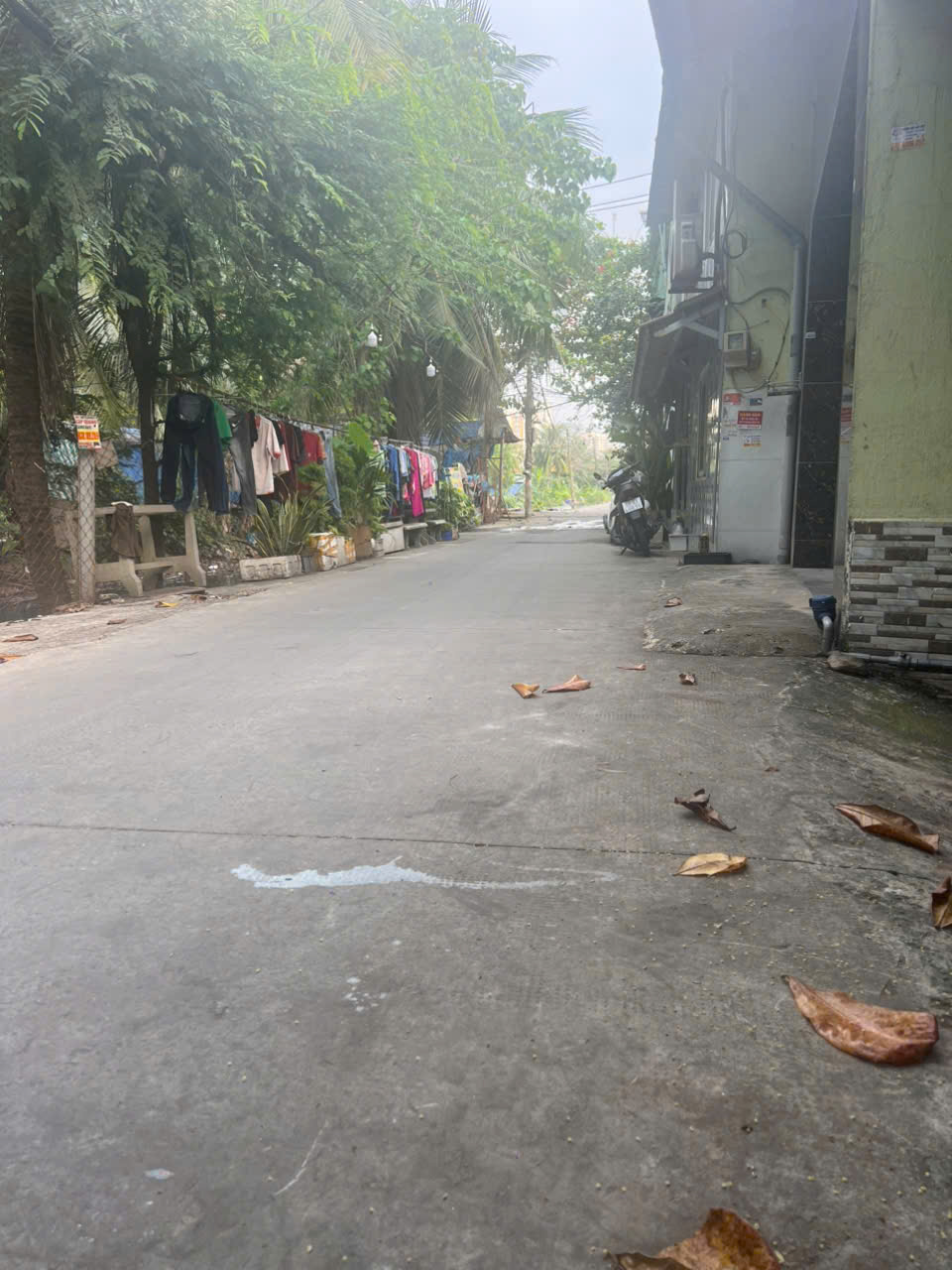 CHO THUÊ 320M2 NHÀ VÀ KHO HẺM XE TẢI NHỎ GẦN VÒNG XOAY AN LẠC 16011759