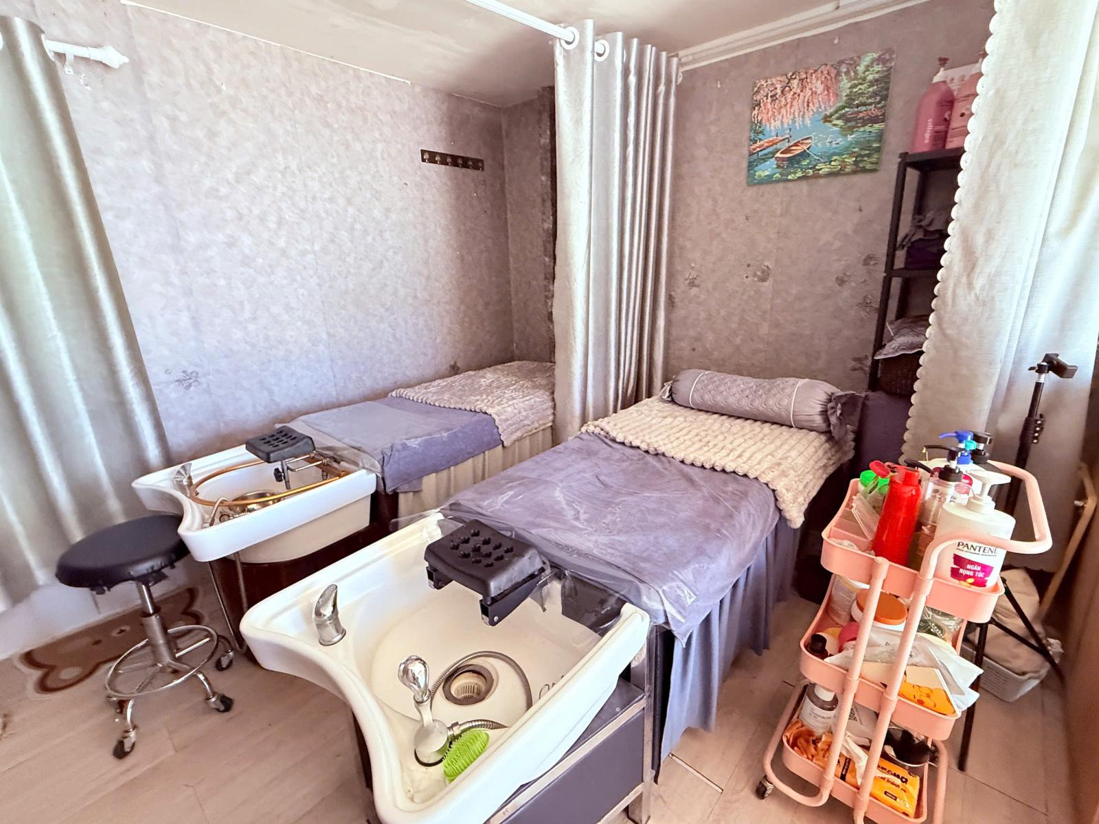 SANG NHƯỢNG TIỆM NAIL – GỘI ĐANG HOẠT ĐỘNG - CHỈ 10 TRIỆU - QUẬN 6, HỒ CHÍ MINH 16011761