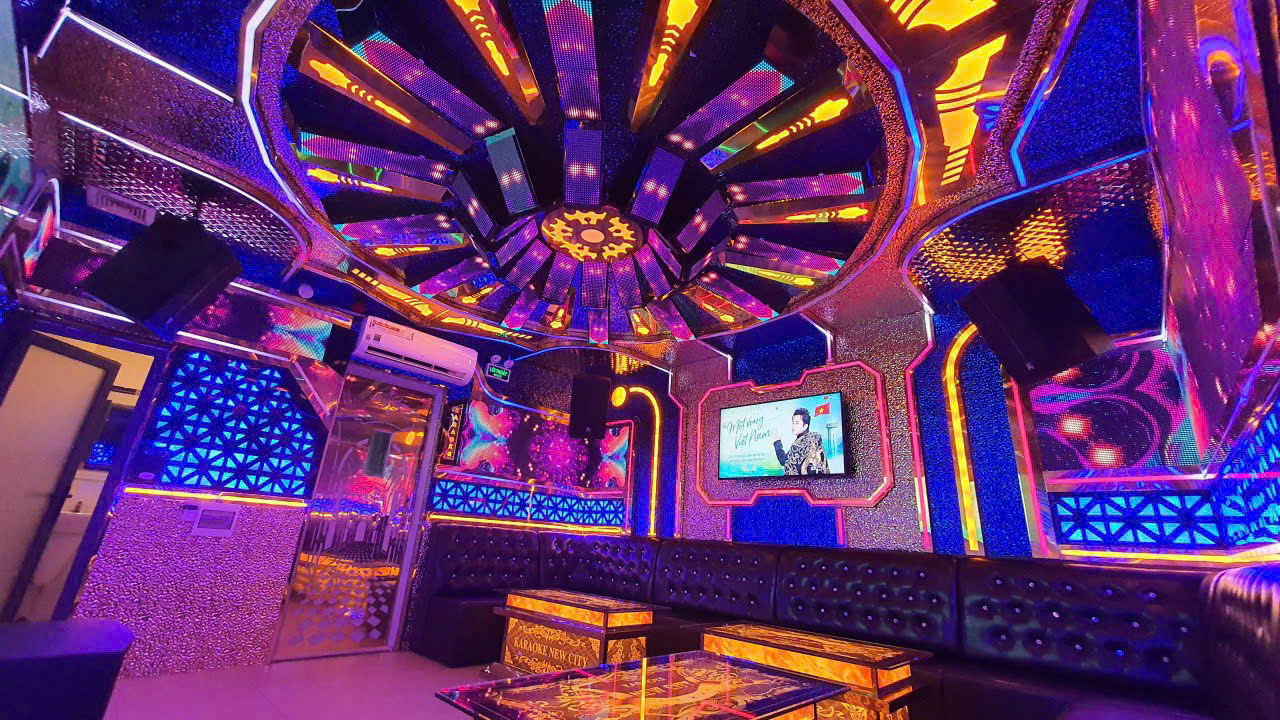 SANG NHƯỢNG / BÁN / CHO THUÊ QUÁN KARAOKE KHU ĐÔ THỊ PHƯỚC LONG - NHA TRANG (ĐÔNG KHÁCH, THU NHẬP 16011776