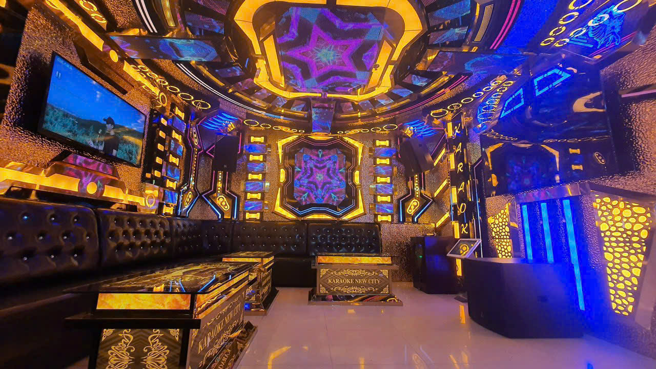 SANG NHƯỢNG / BÁN / CHO THUÊ QUÁN KARAOKE KHU ĐÔ THỊ PHƯỚC LONG - NHA TRANG (ĐÔNG KHÁCH, THU NHẬP 16011777