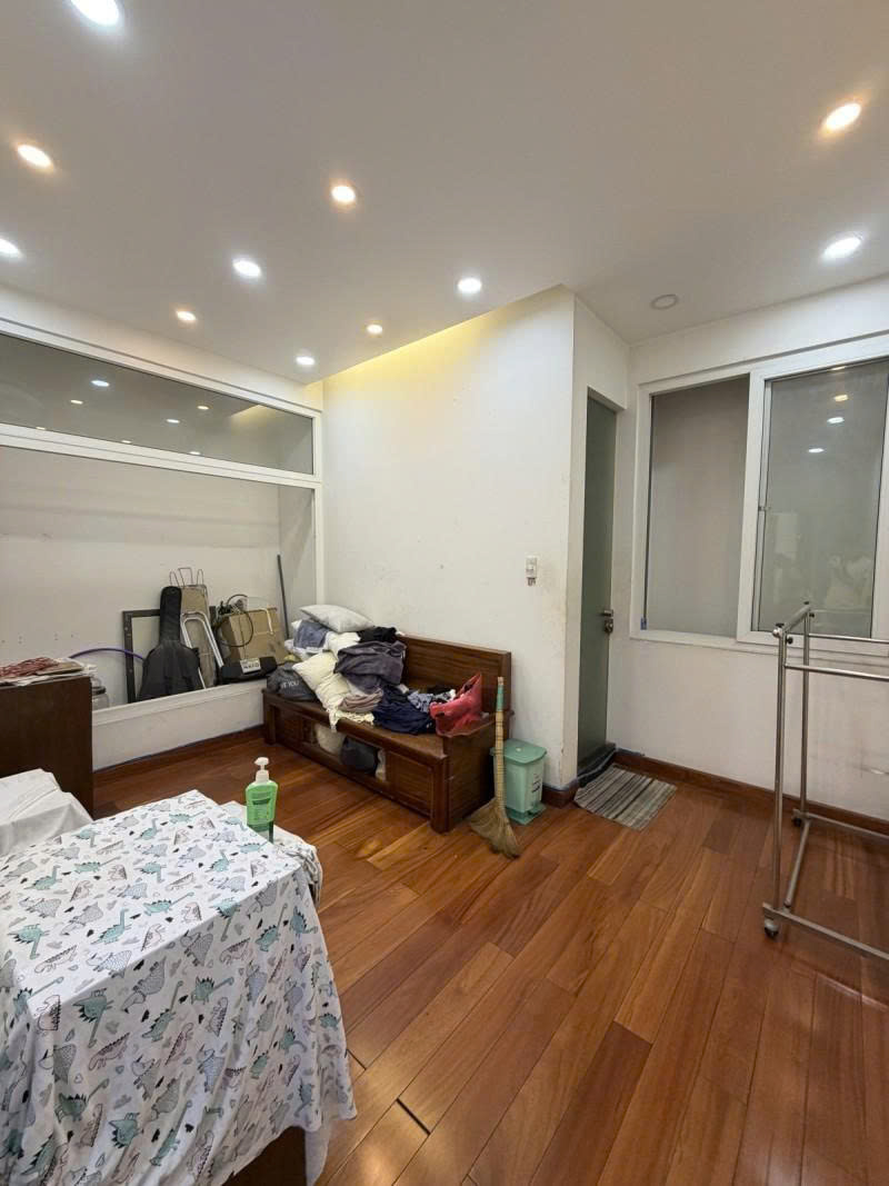 Bán nhà Mặt tiền Đoàn Giỏi - giao Bờ Bao Tân Thắng, Aeon Maill, 4,5x16m, 4 T - 5PN, 10,5 Tỷ. 16011778