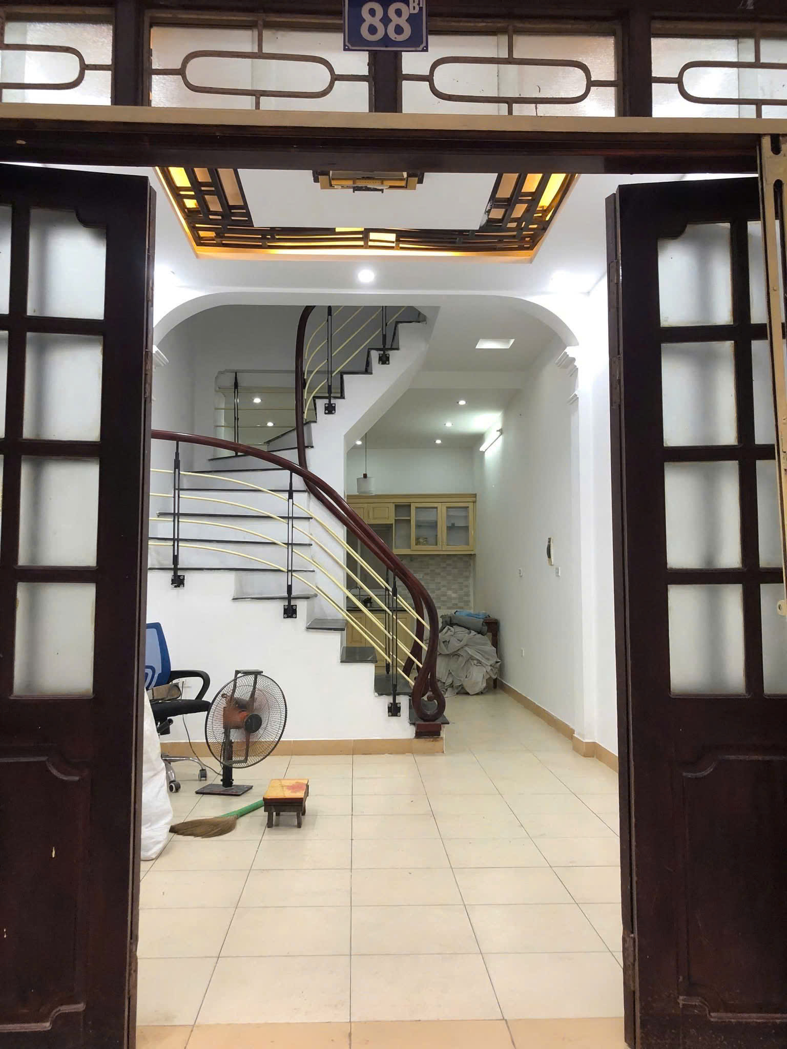CHO THUÊ NHÀ NGUYÊN CĂN NGÕ 6XX LA THÀNH  40M² × 4 TẦNG  4PN  12 TRIỆU/THÁNG 16011783