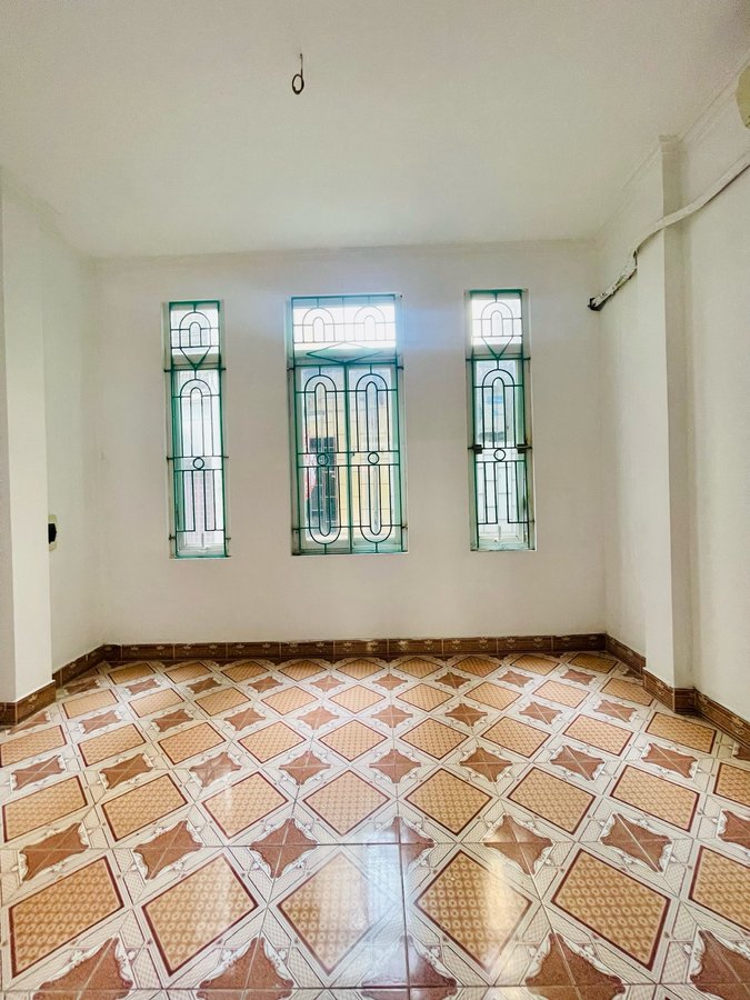 Bán nhà Ngõ Gốc Đề - ngõ rộng, nhà đẹp, 28m2, sổ cực đẹp chỉ 5,7 tỷ 16011788