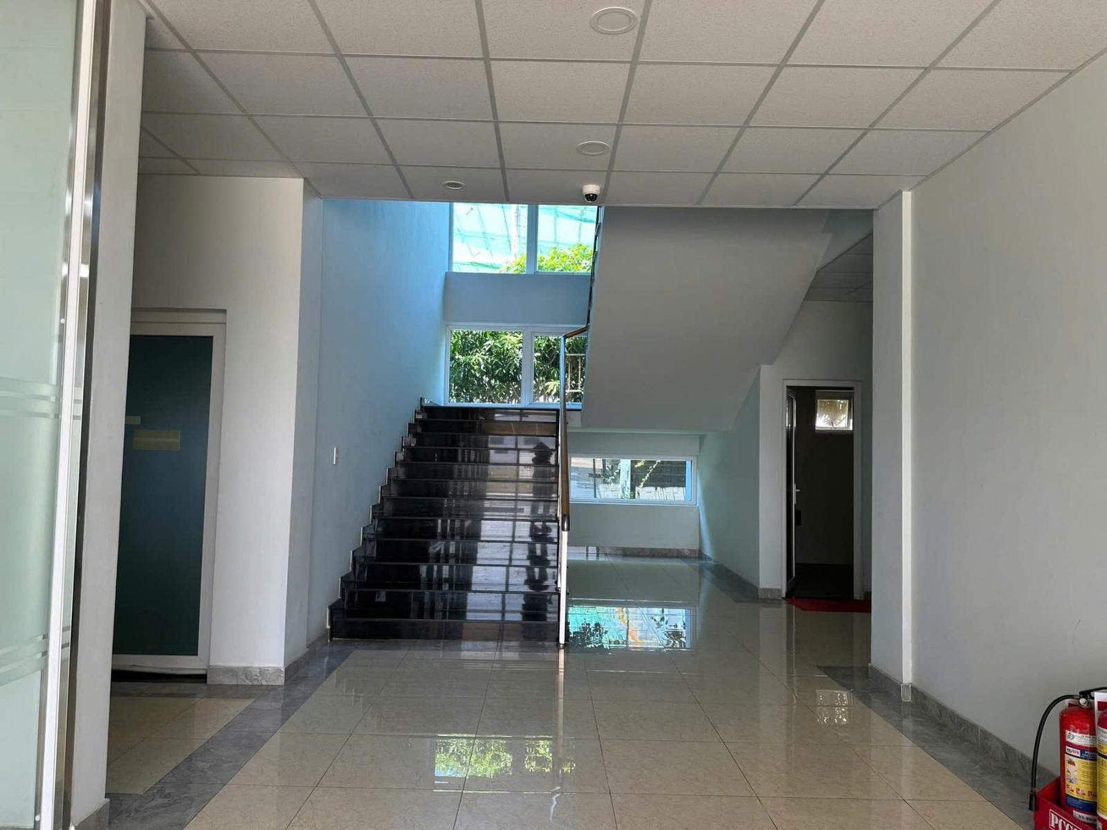 X169 bán nhà xưởng sản xuất ổn định, thiết kế xưởng kiên cố, KCN thu hút đầu tư linh hoạt 16011819