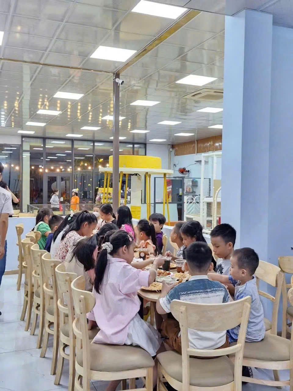 SANG NHƯỢNG KHU VUI CHƠI TRẺ EM KẾT HỢP CAFE – VỊ TRÍ ĐẸP KHU VỰC THANH KHÊ, VÀO LÀ KINH DOANH NGAY 16011824