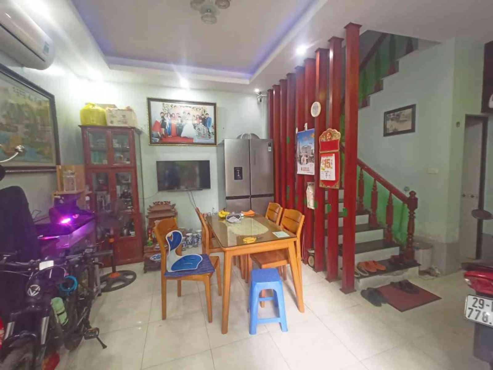 Phố Trạm 7 tỷ ô tô đỗ cửa nhà,sổ đỏ long biên 16011869