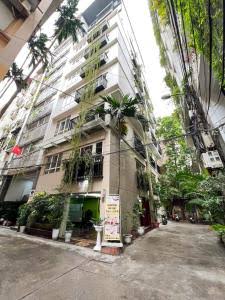 Bán nhà phân lô ngõ 535 Kim Mã, 60m2 x 8 tầng, dòng tiền 6000$/ tháng, giá 27,3 tỷ 16011880