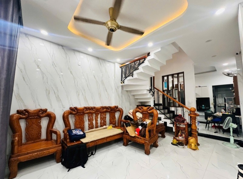 Bán nhà 4 tầng 52m2 đường Số 7, Tam Bình, Thủ Đức, TP HCM, sổ hồng riêng, giá 6,38 tỷ. 16011903