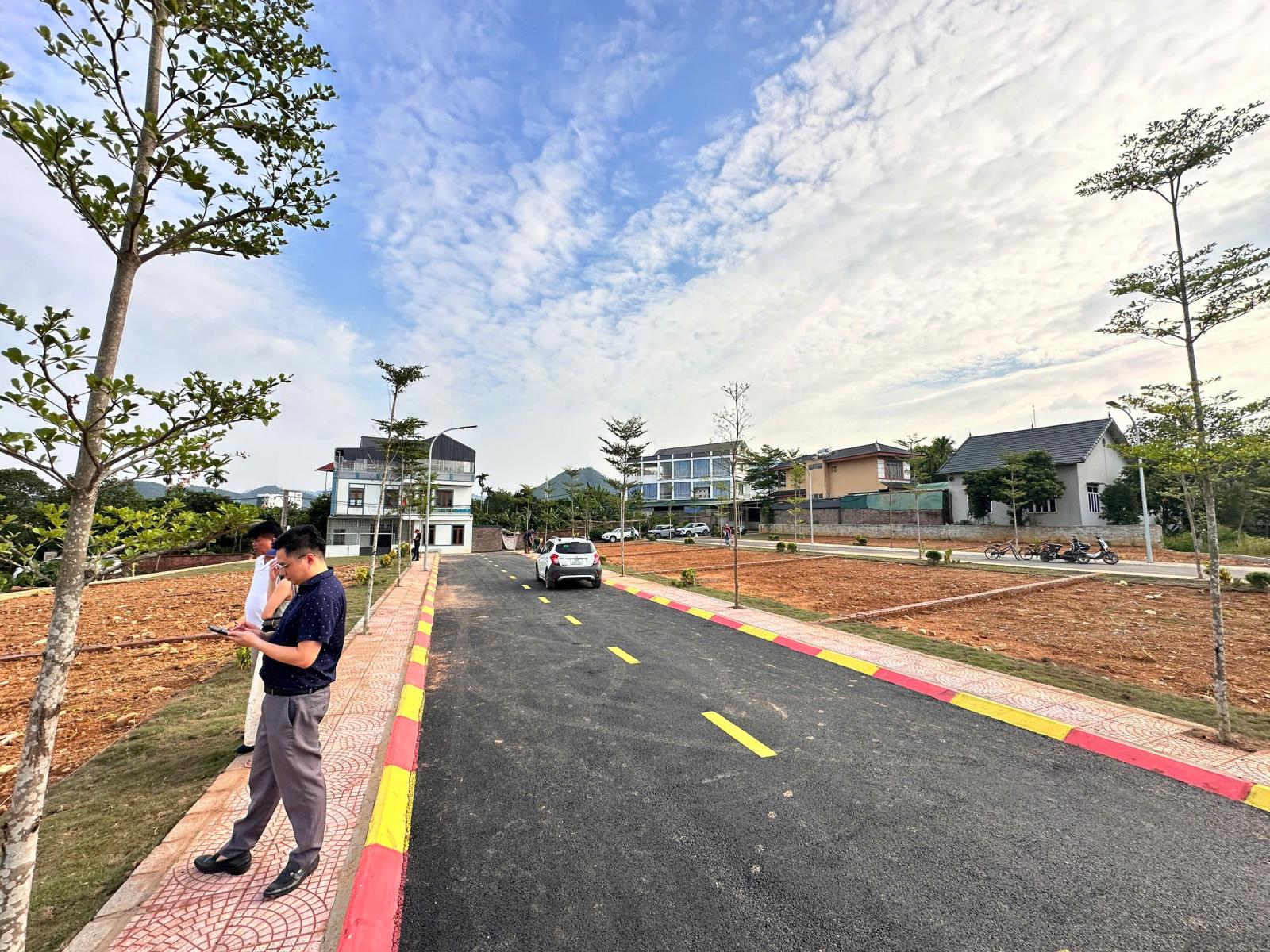 Bác nào đang kinh doanh nhà trọ gần các trường Đại học chuẩn bị di dời, quan tâm quỹ đất vàng cổng 16011965