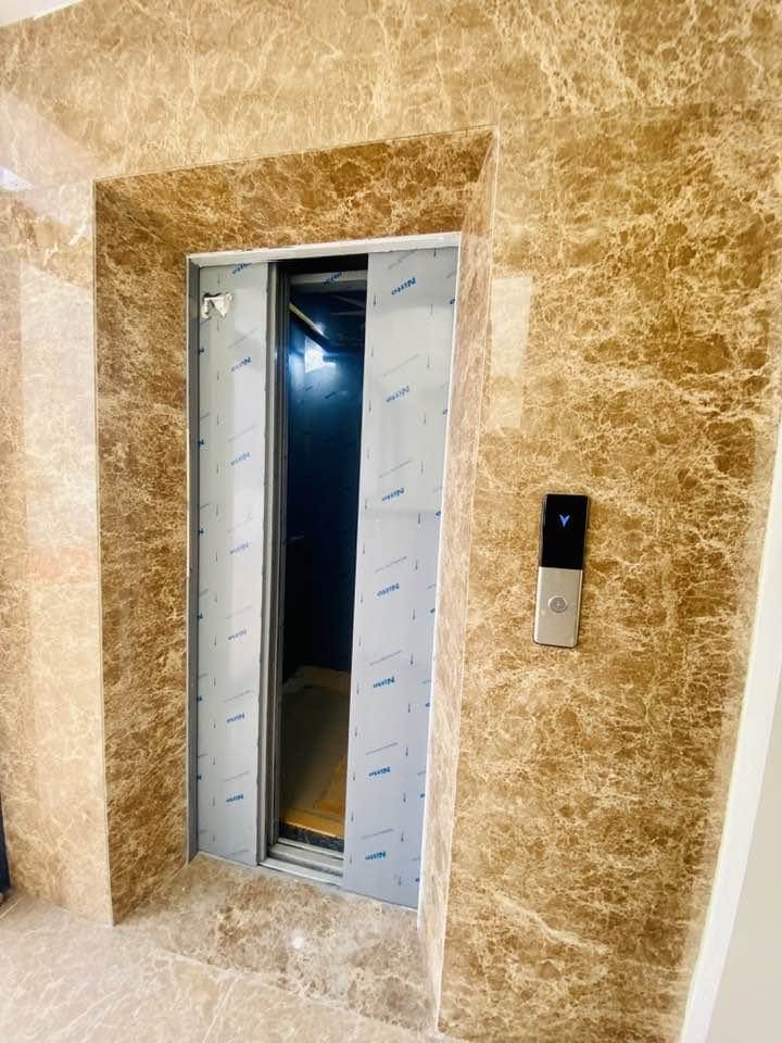 Bán nhà mặt phố Bùi Thị Xuân, 130m2, 10 tầng và 1 hầm thang máy, mặt tiền 6.5m, 117.5 tỉ 16011970