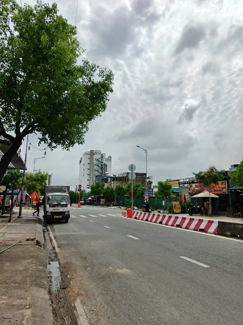 GIẢM 2 TỶ! MẶT TIỀN DƯƠNG THỊ GIANG – ĐƯỜNG 40M – CHỈ 9,5 TỶ! 16012032